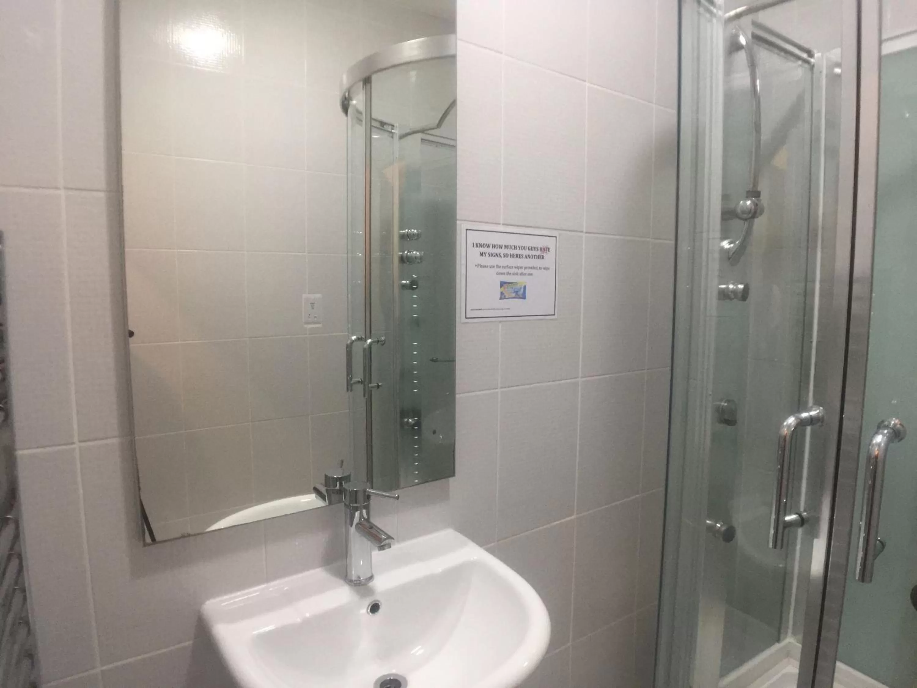 Shower in OutRam 26