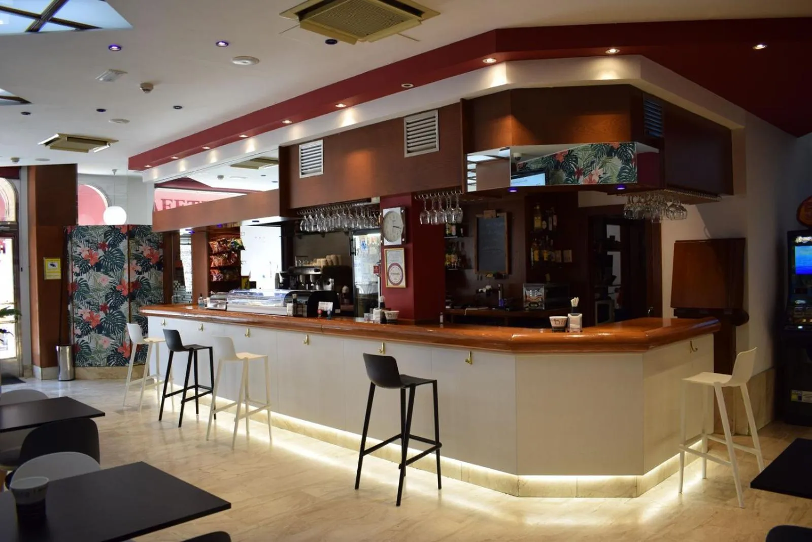 Lounge or bar in Hotel Alisi