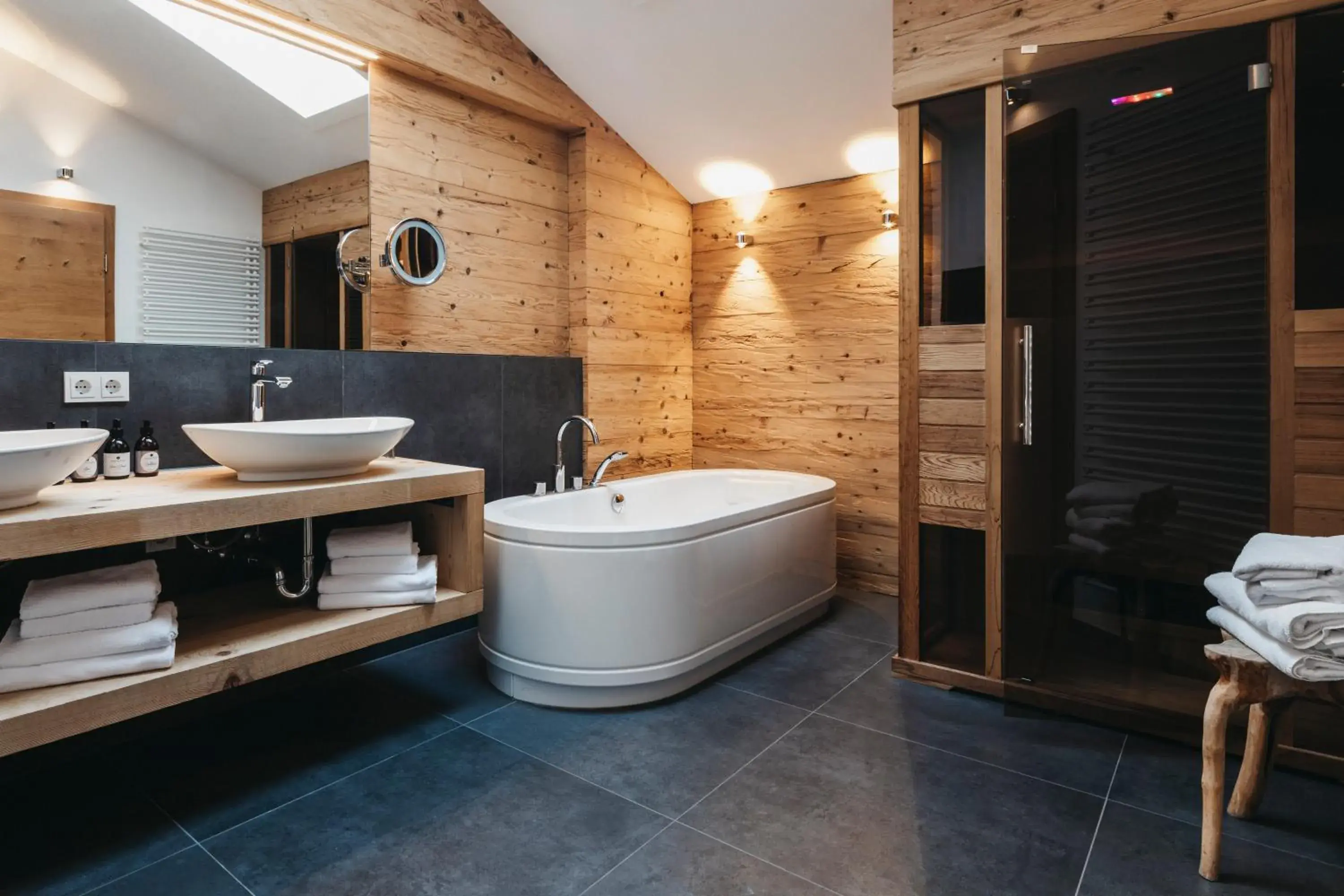 Superior Suite in Sonnhof Alpendorf - an adults only place Superior Suite in Sonnhof Alpendorf - an adults only place