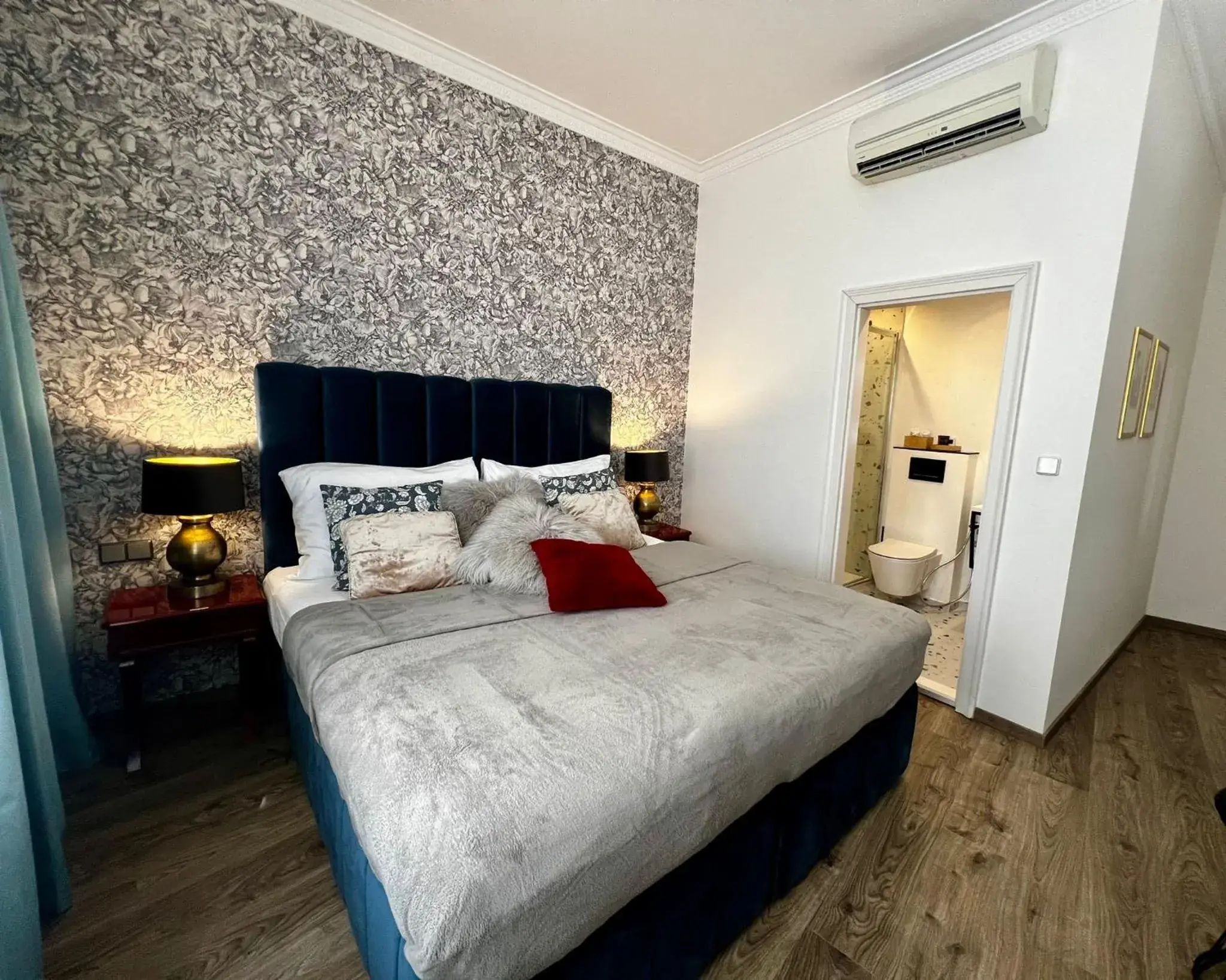 Property building, Bed in Antik Hotel Prague