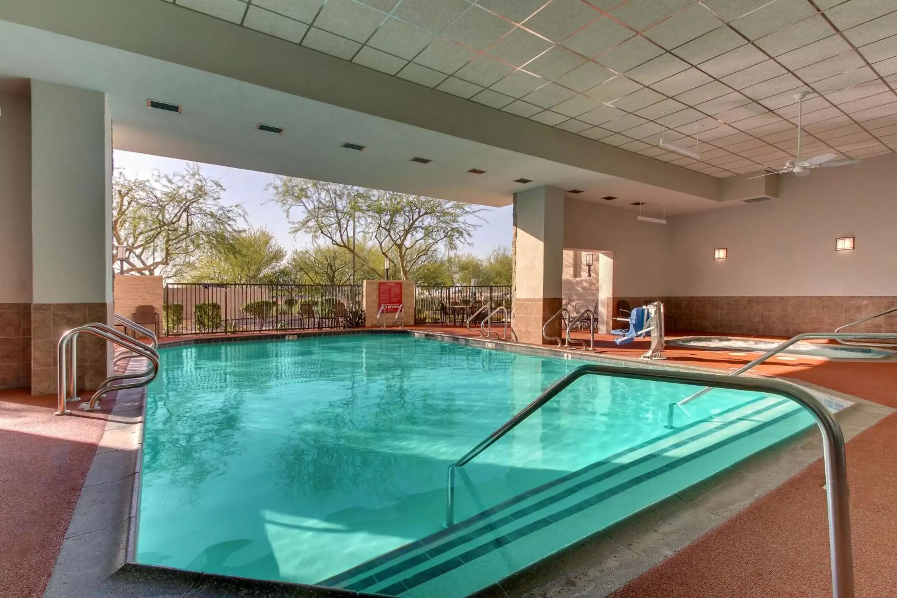 Activities, Swimming Pool in Drury Inn & Suites Phoenix Happy Valley