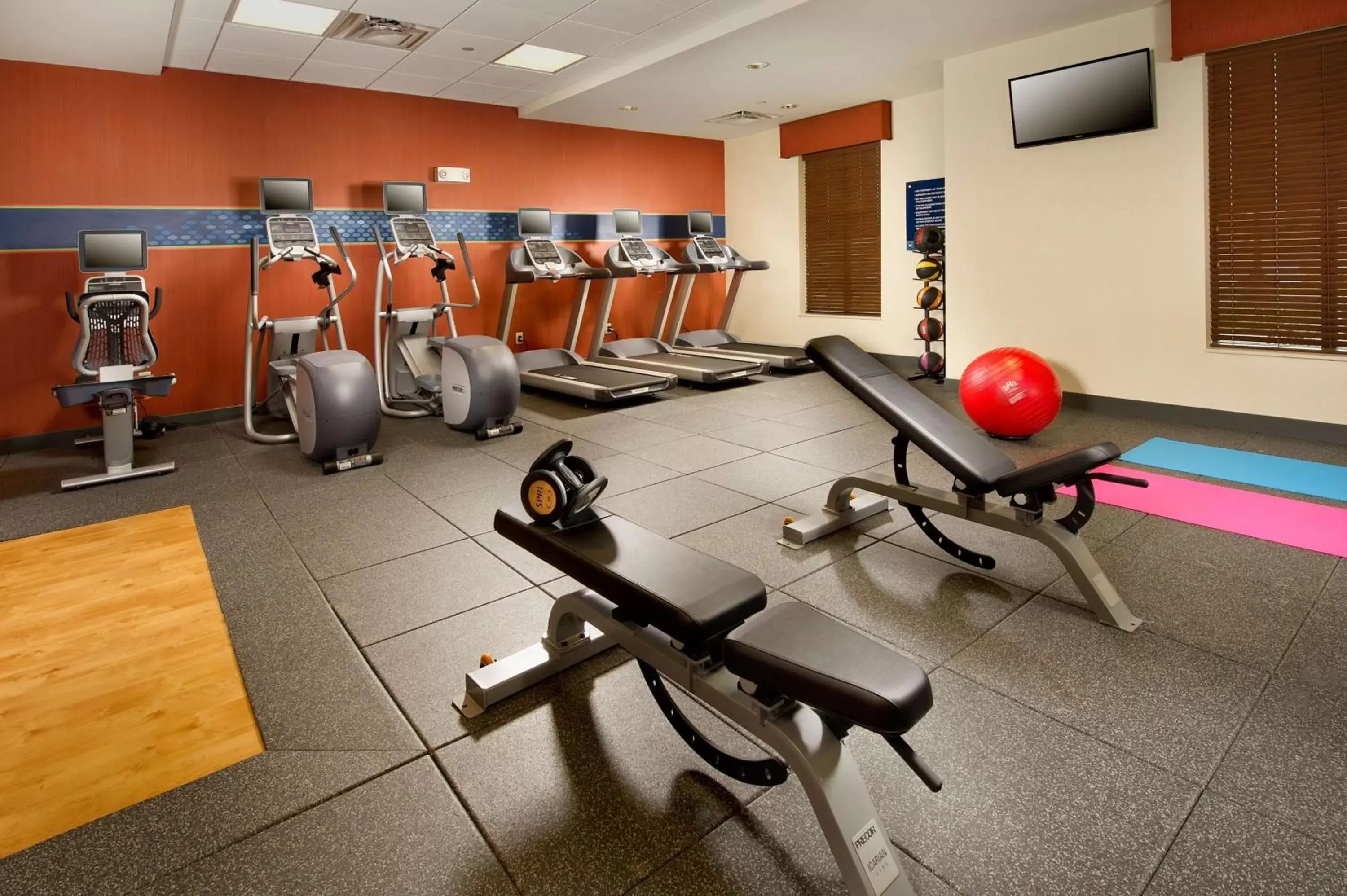 Fitness centre/facilities, Fitness Center/Facilities in Hampton Inn Cleveland Tennessee