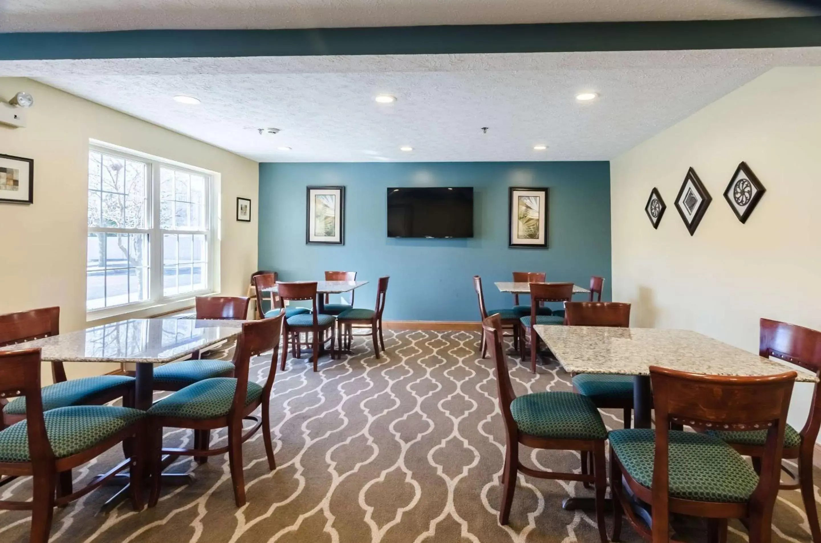 Restaurant/Places to Eat in Comfort Inn Wytheville - Fort Chiswell