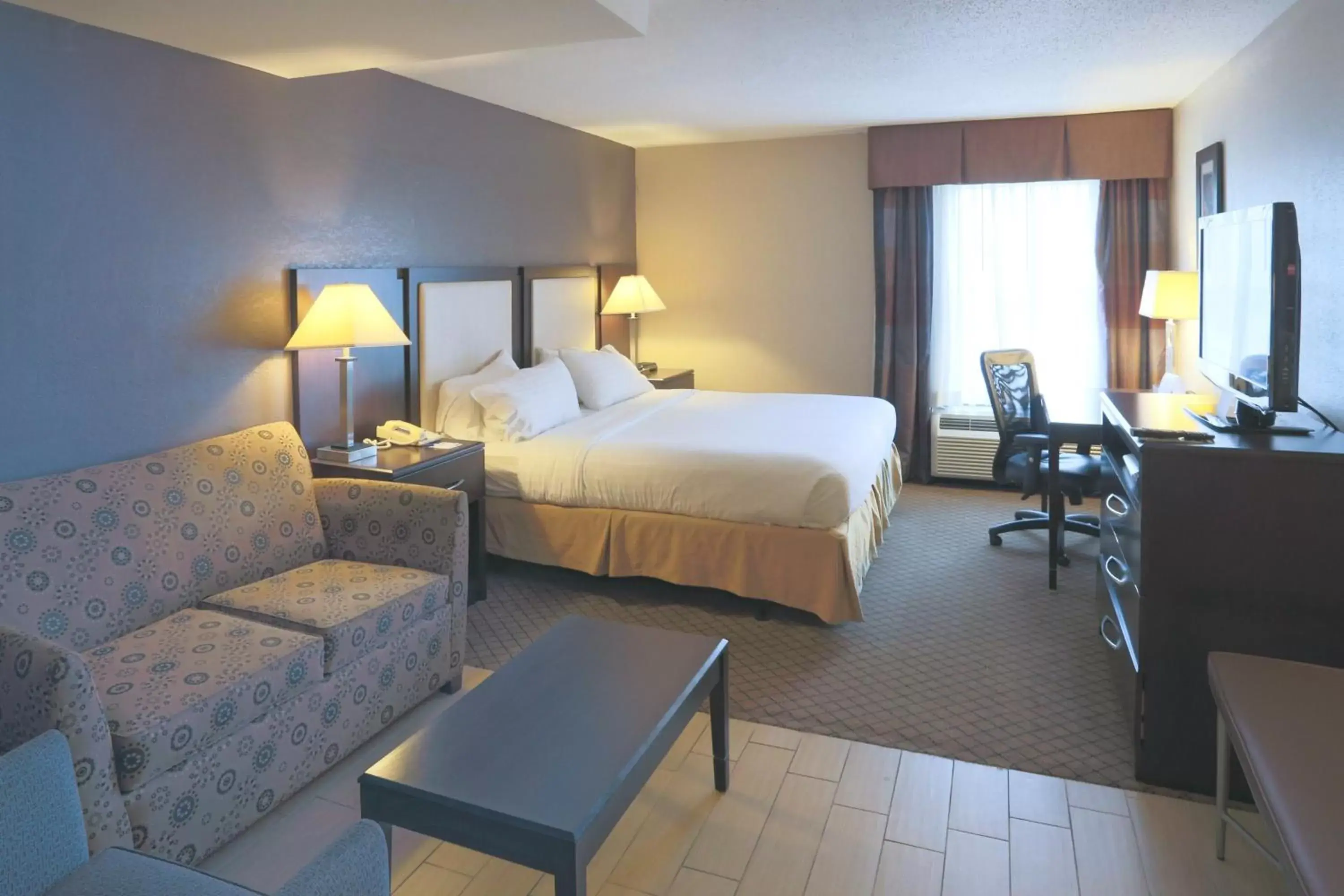 Photo of the whole room in Holiday Inn Express Hotel & Suites Blythewood, an IHG Hotel