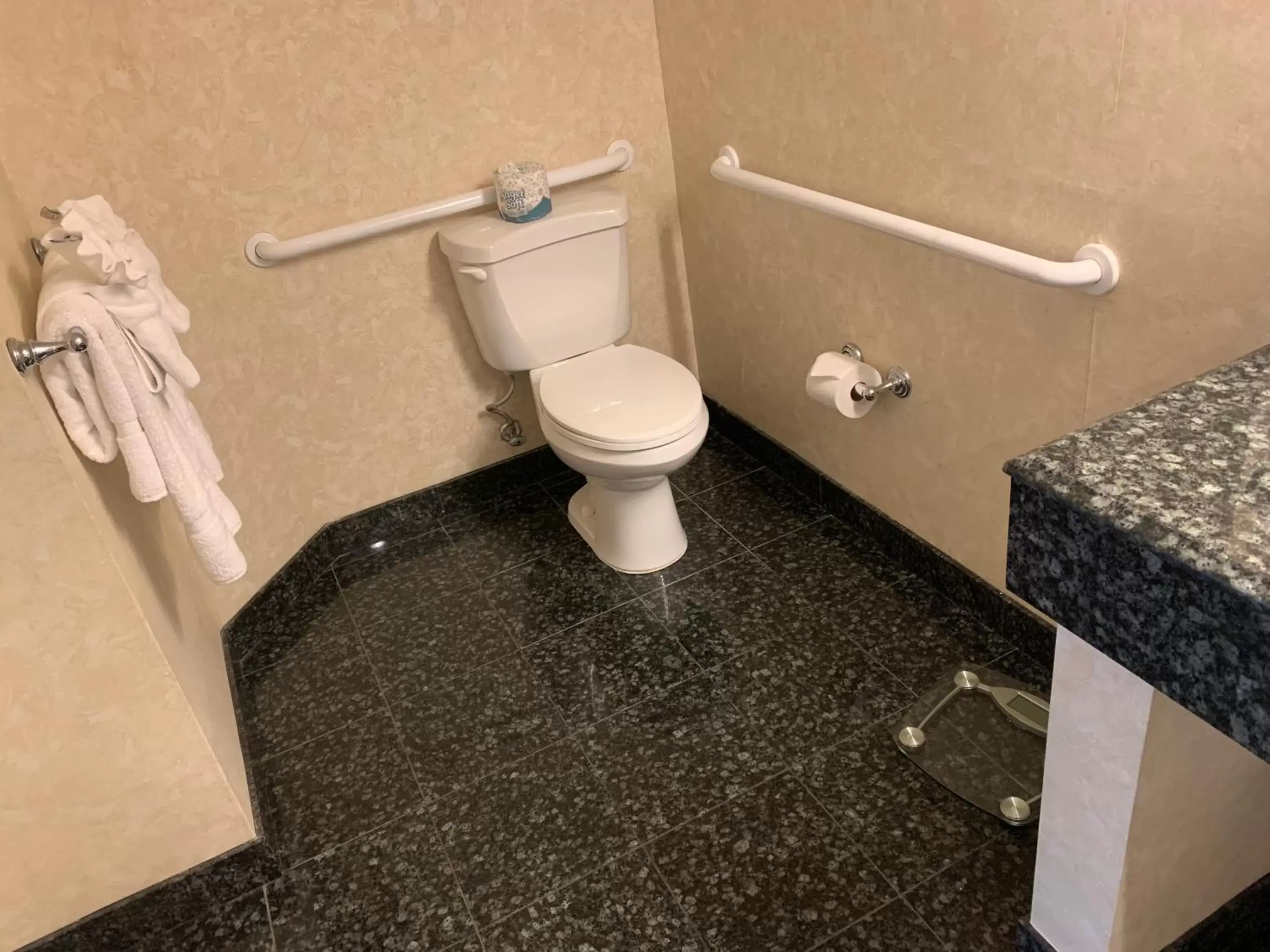 Bathroom in The Lago Mar Beach Resort and Club