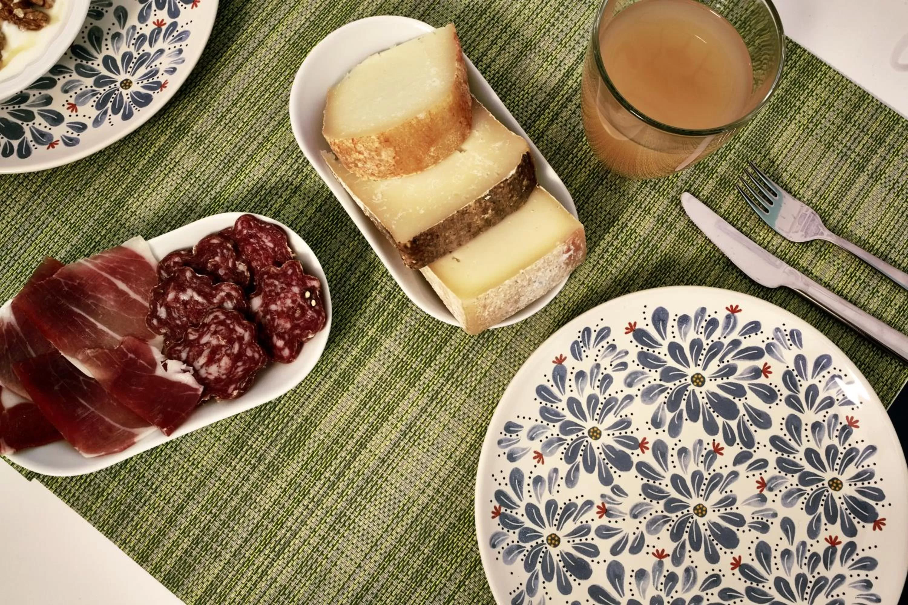 Food and drinks in Bianca B&B