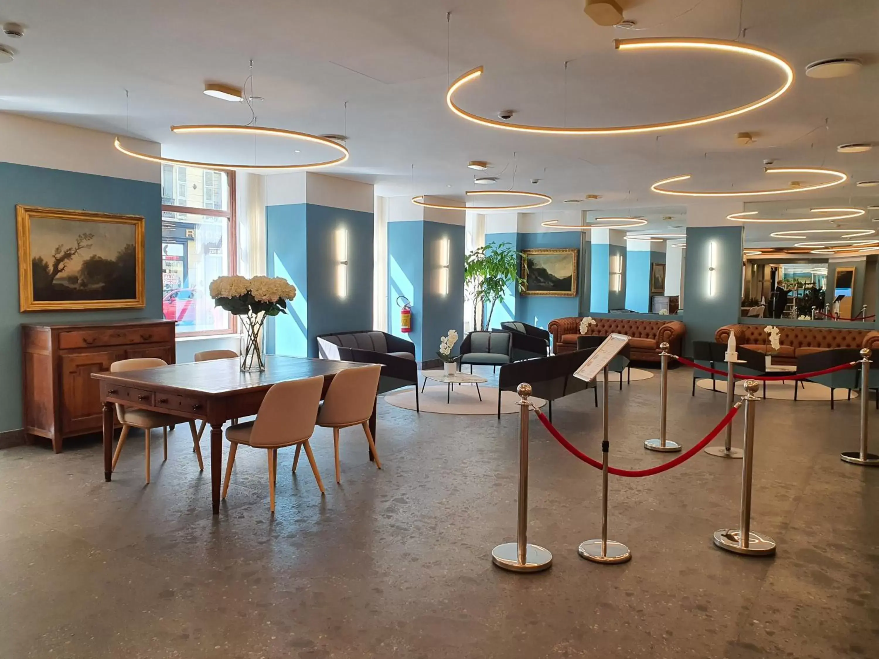 Lobby or reception in Hotel Concord Lobby or reception in Hotel Concord