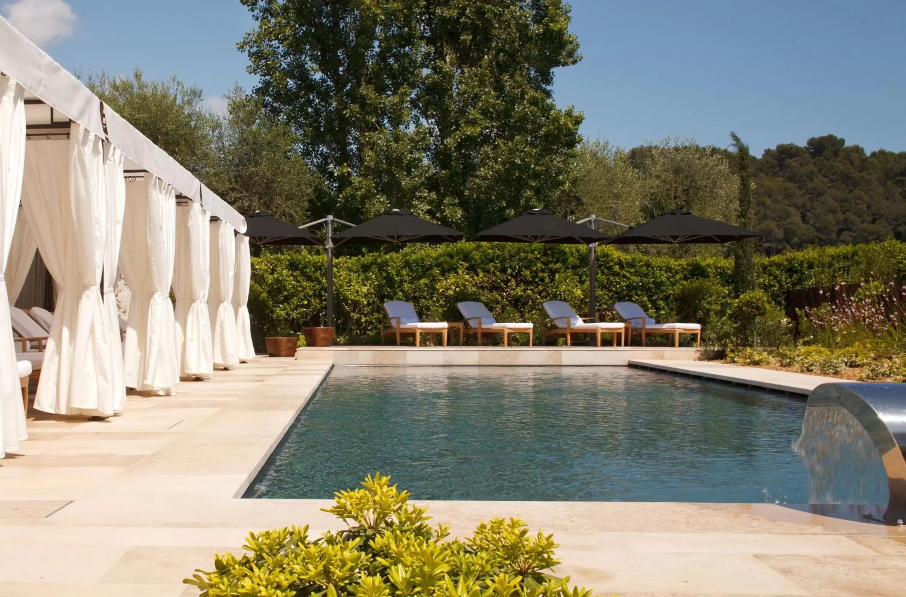 Swimming Pool in Domaine du Mas De Pierre