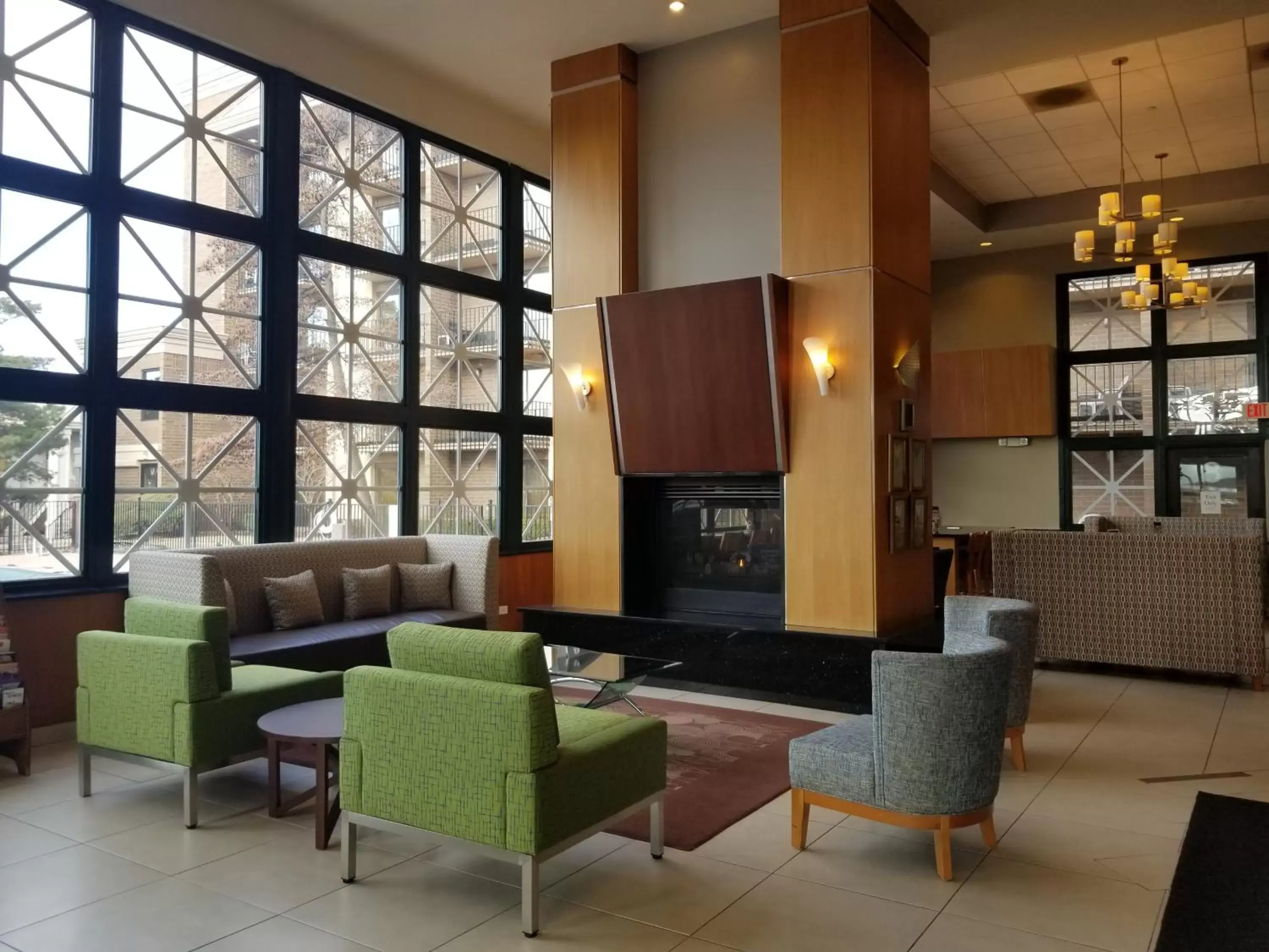 Property building in Holiday Inn Express Schaumburg-Rolling Meadows, an IHG Hotel