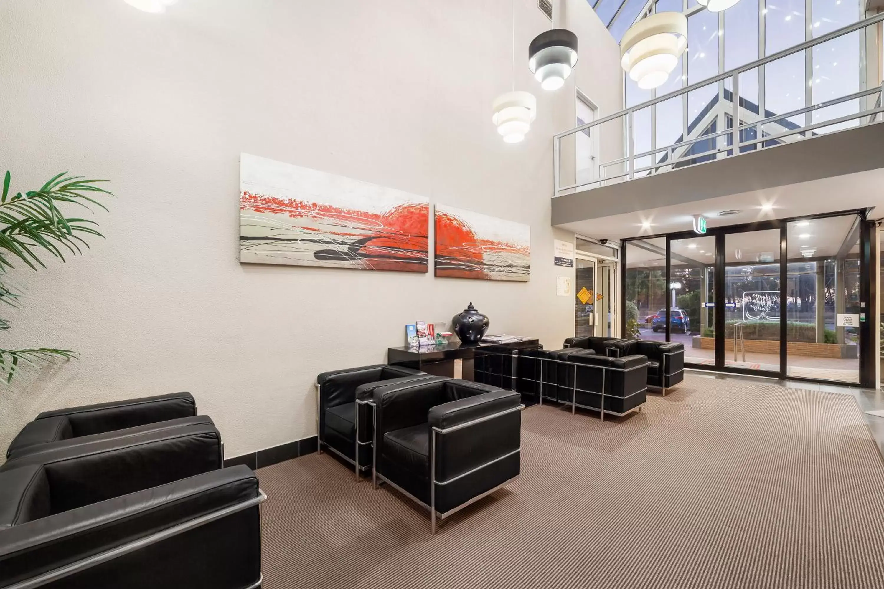 Lobby or reception, Lobby/Reception in Ciloms Airport Lodge