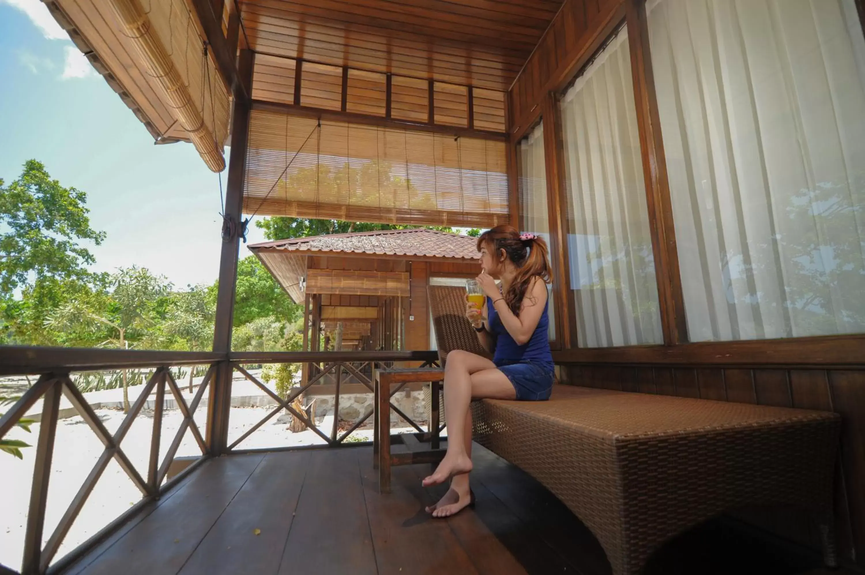 Facade/entrance in Sylvia Beach Villa