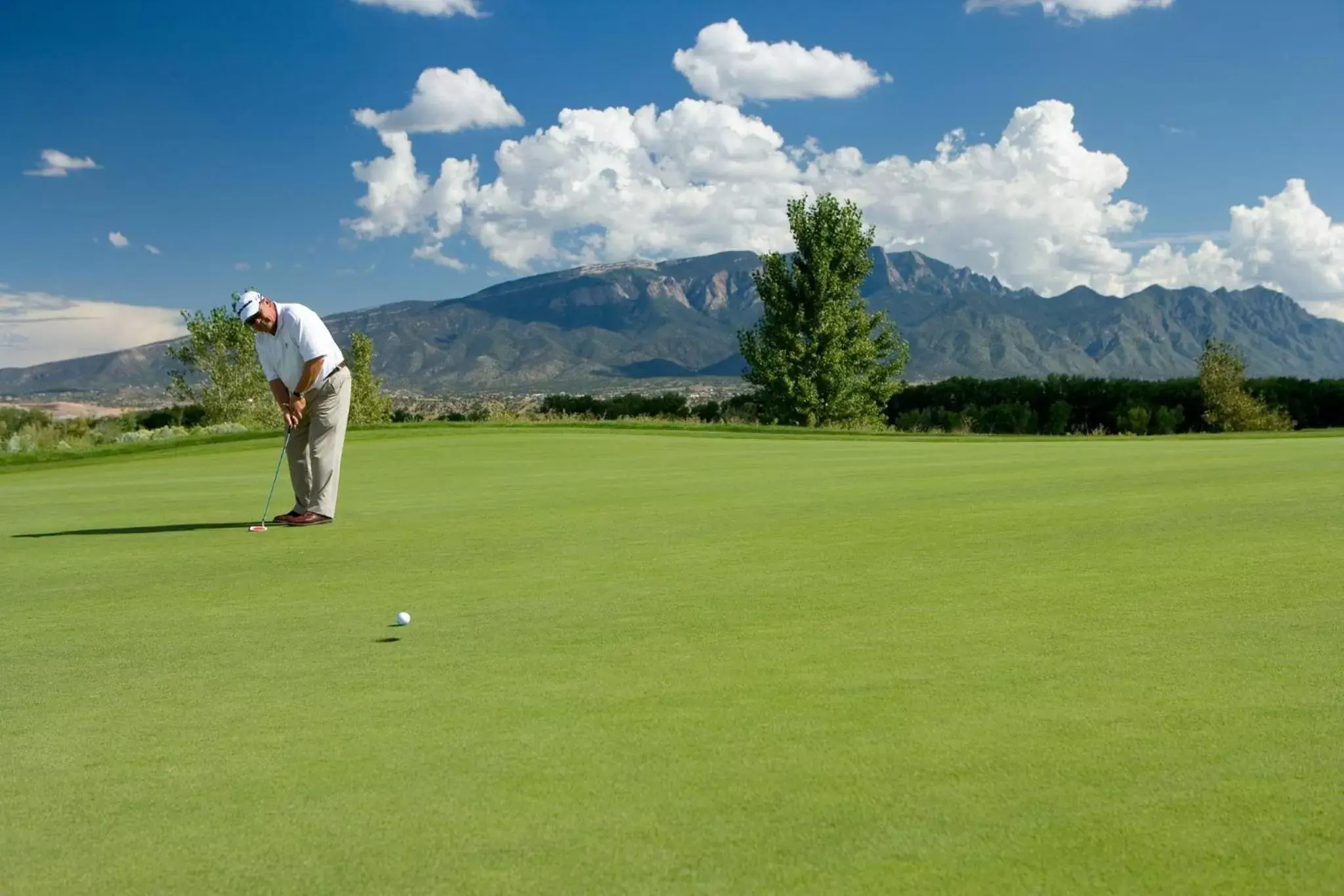Nearby landmark, Golf in Holiday Inn Hotel & Suites Albuquerque Airport, an IHG Hotel