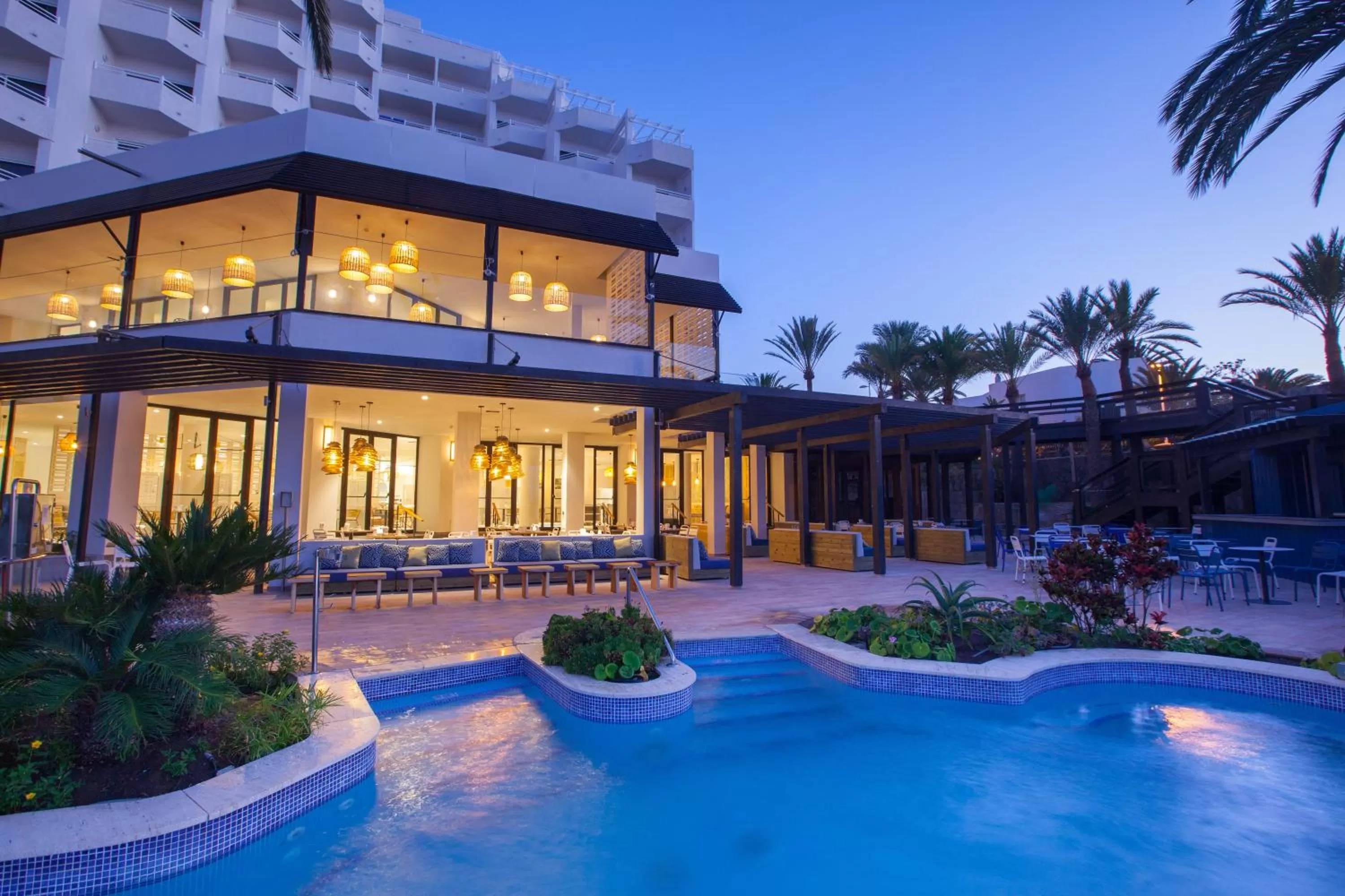 Swimming pool in Corallium Dunamar by Lopesan Hotels - Adults Only