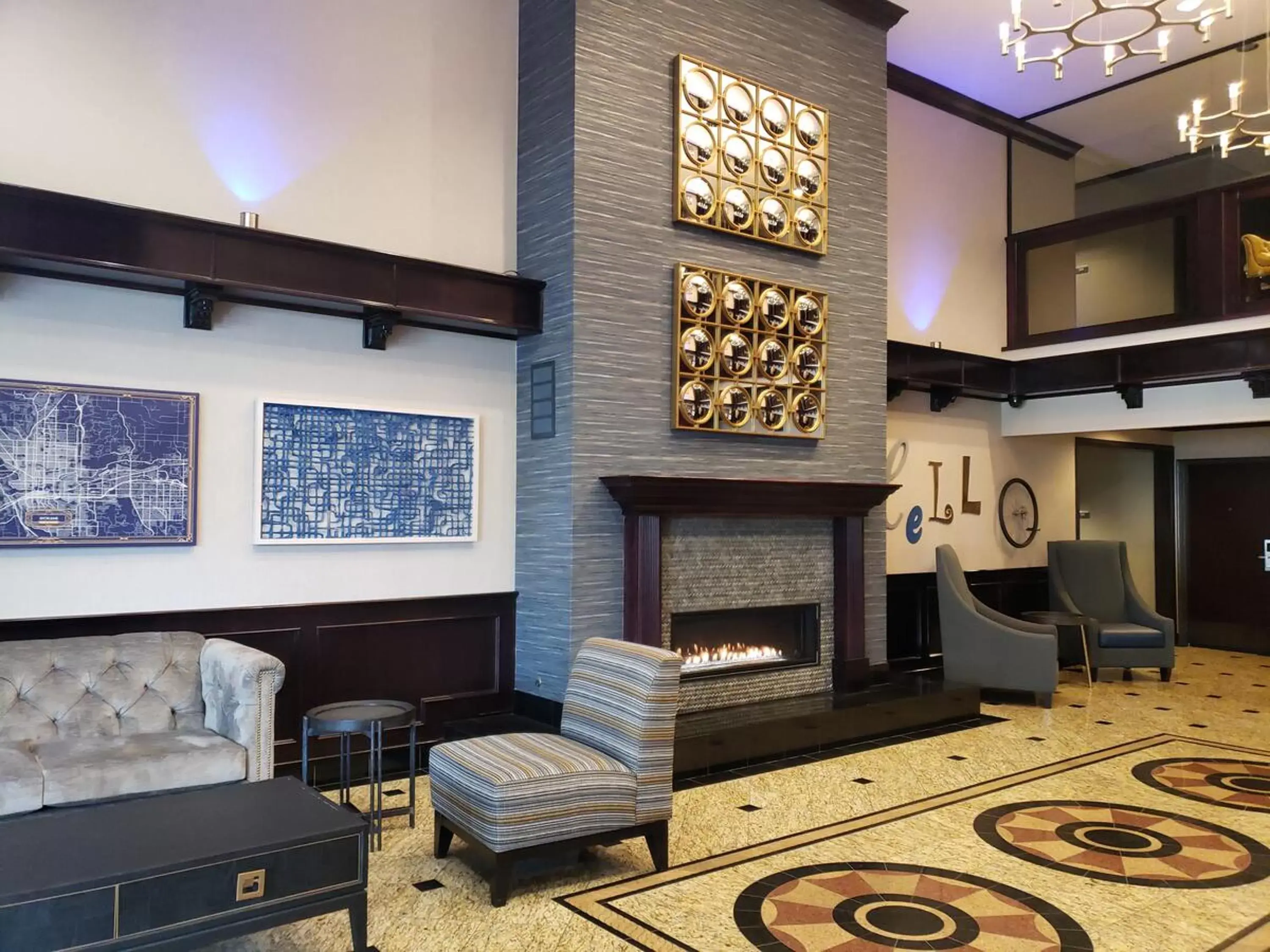 Lobby or reception in Oxford Suites Spokane Downtown Lobby or reception in Oxford Suites Spokane Downtown