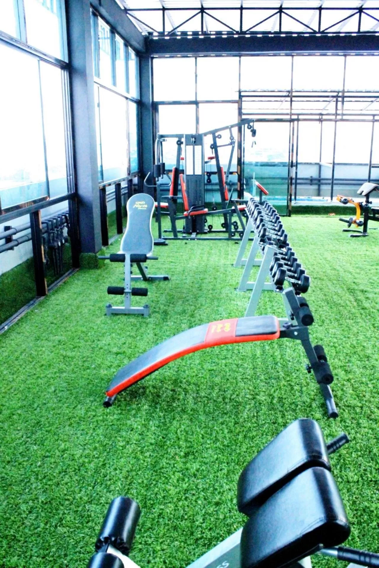 Fitness centre/facilities in Rod Fai Fah Apartment