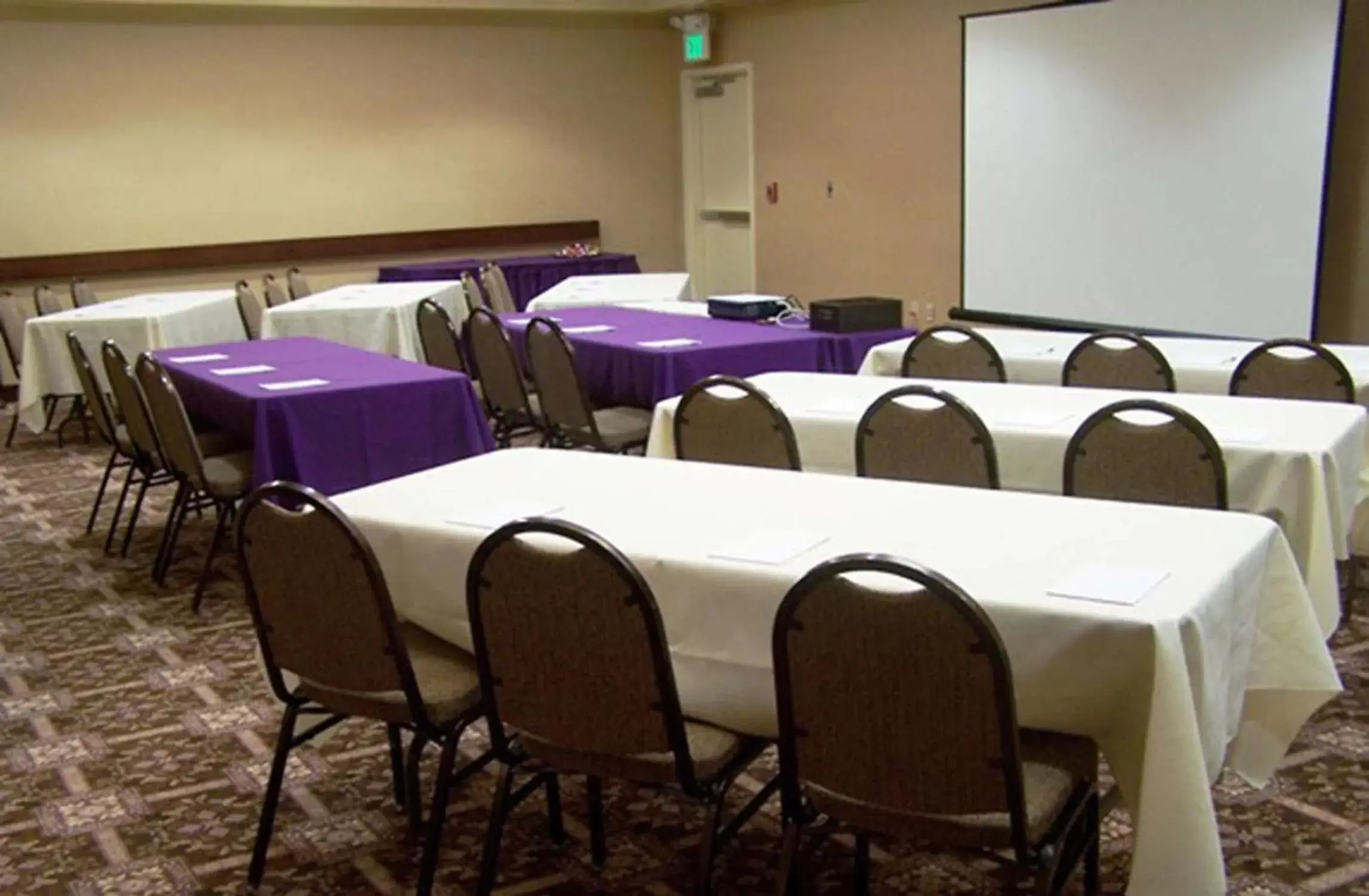 Meeting/conference room in Hampton Inn & Suites Sacramento-Airport-Natomas