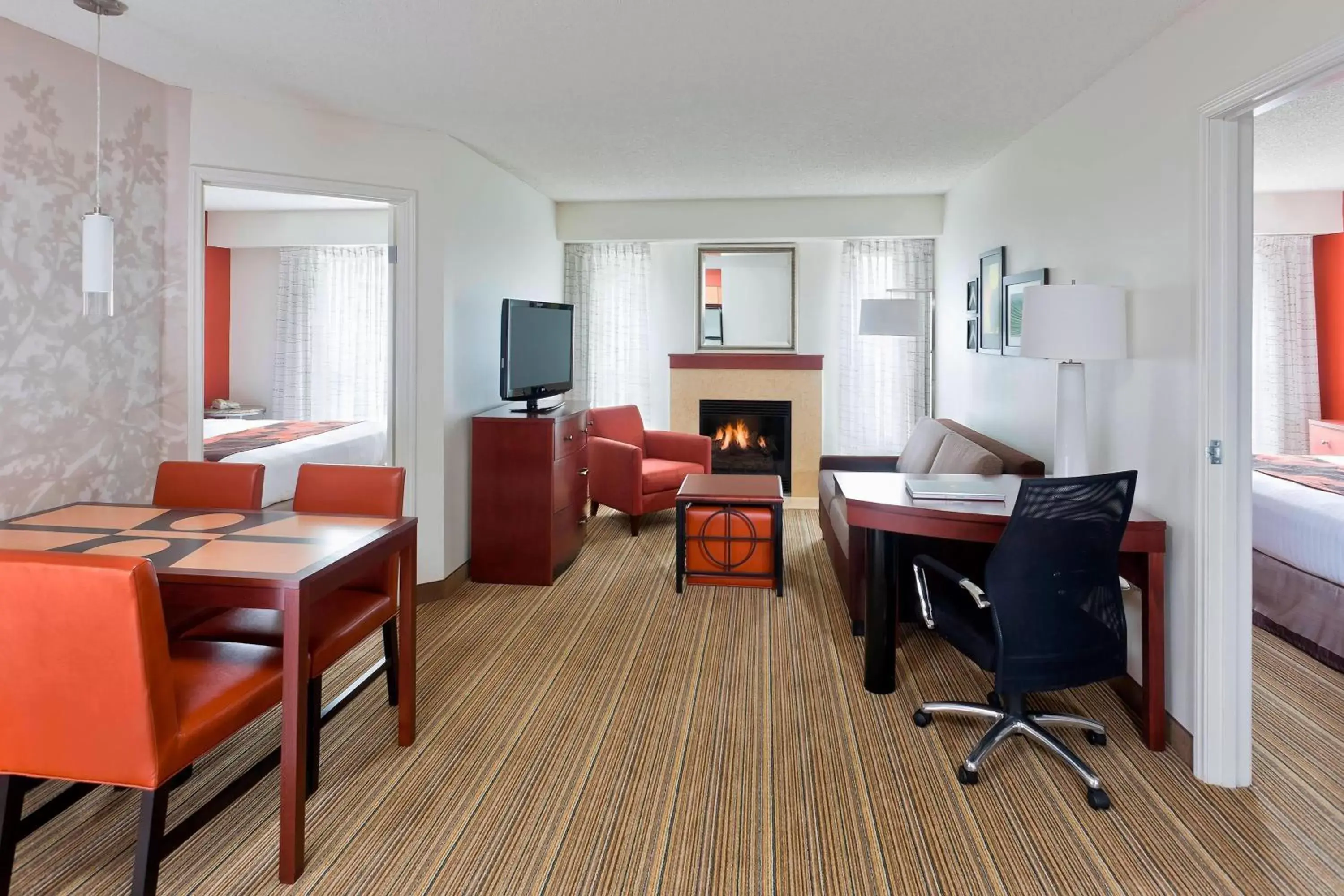 Bedroom, Dining Area in Residence Inn by Marriott Dallas Lewisville