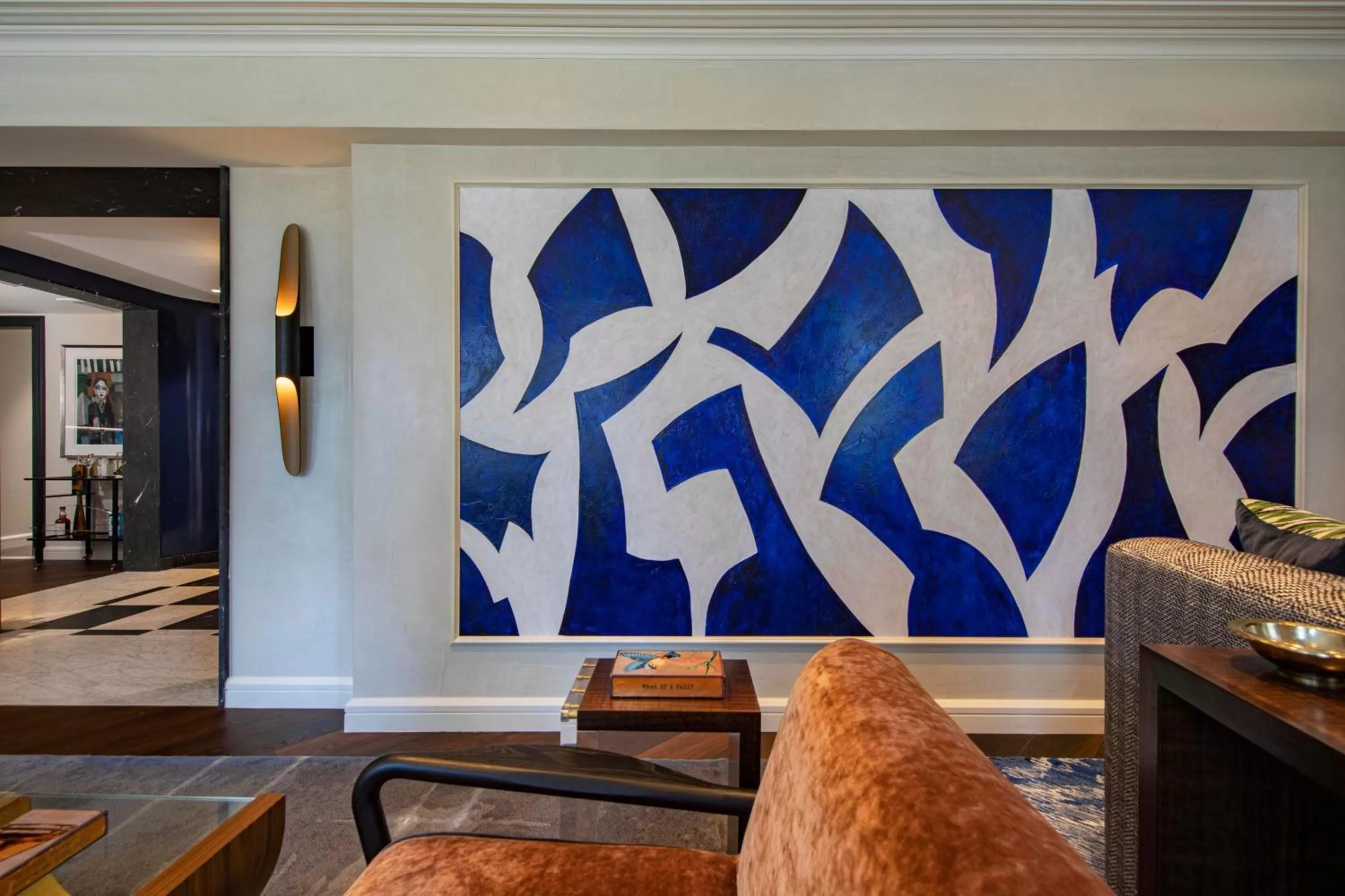 Photo of the whole room in JW Marriott Essex House New York