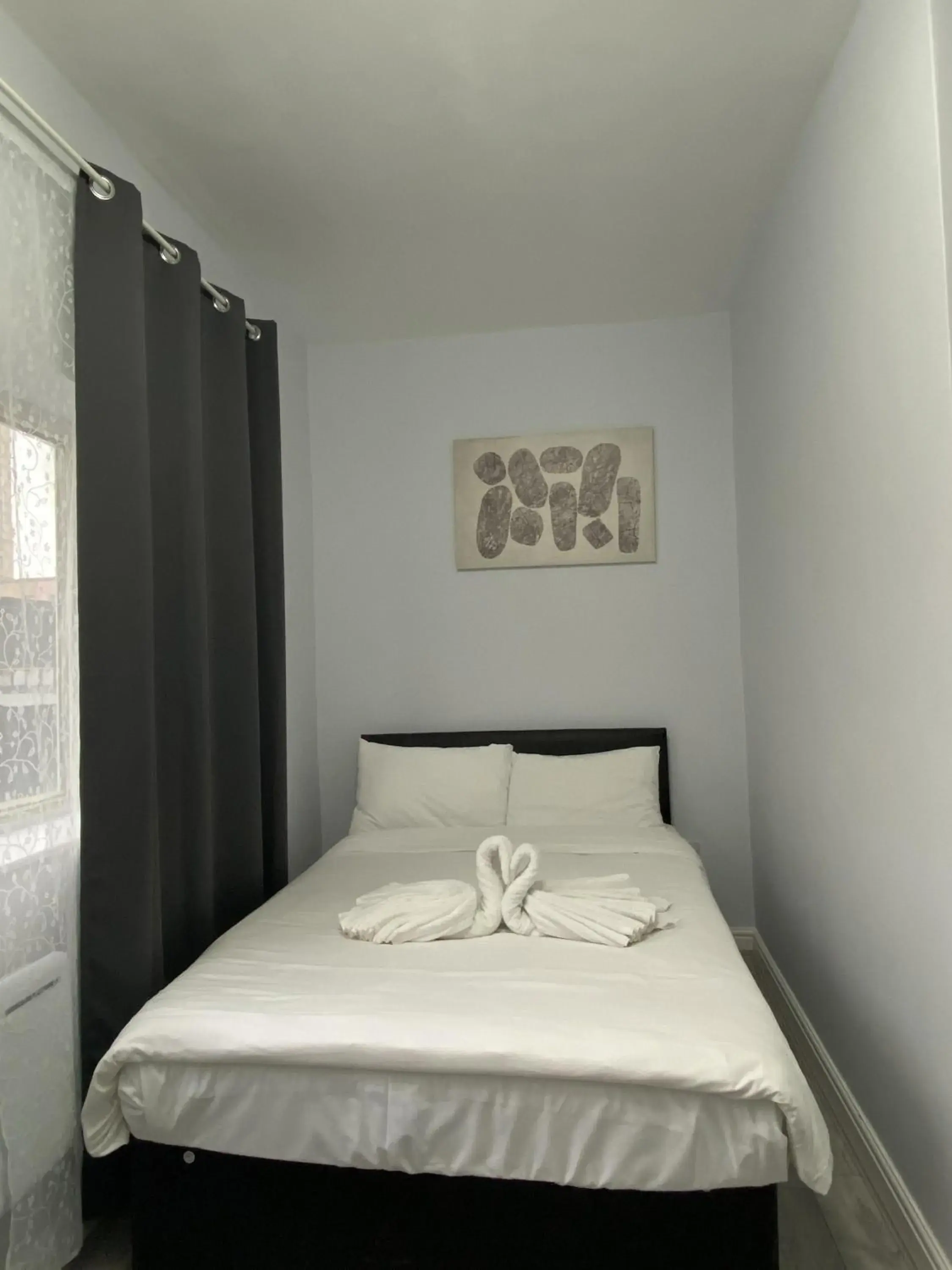 Other, Bed in Citymax Aldgate Studios