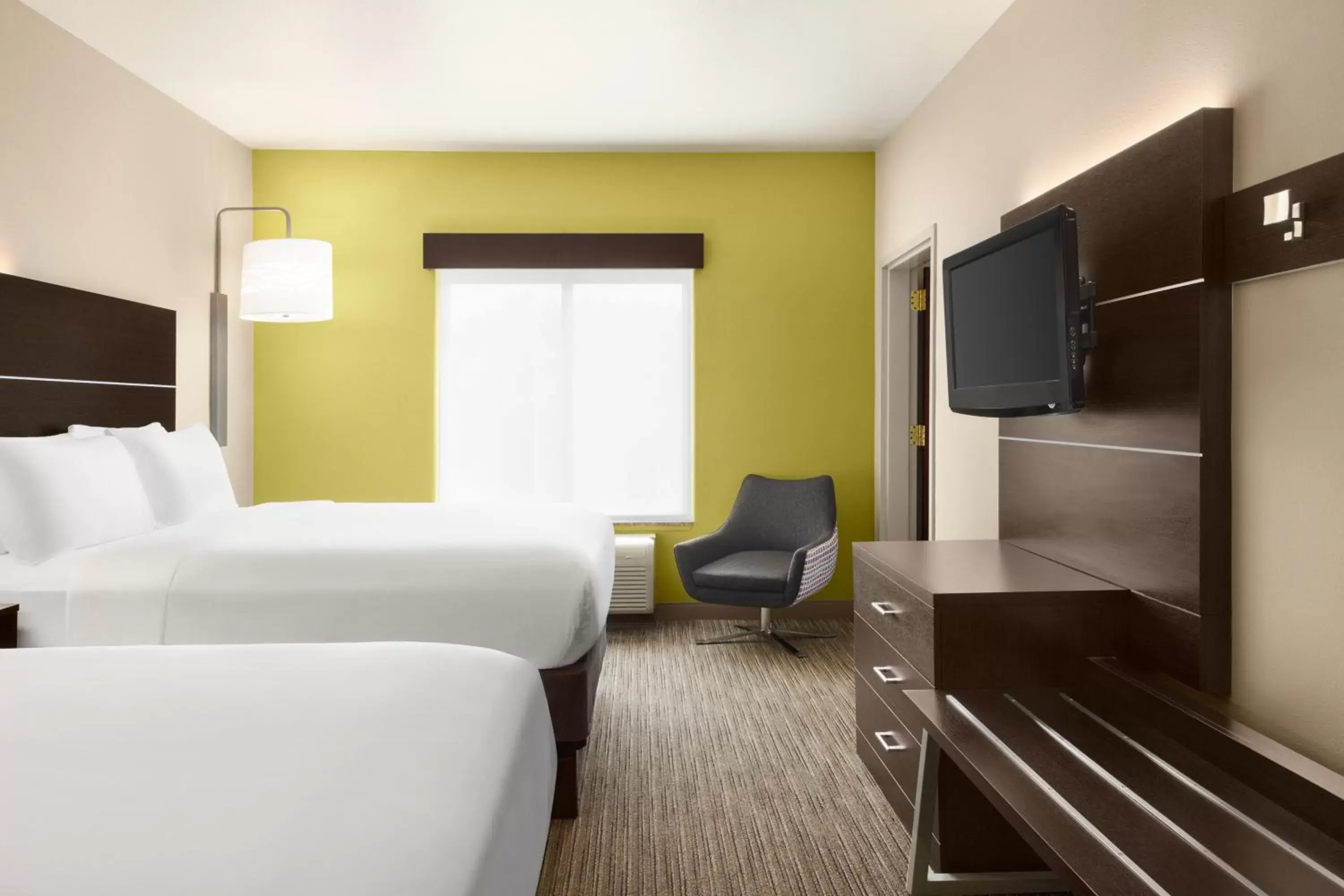 Bed, TV/Entertainment Center in Holiday Inn Express Hotel & Suites San Antonio NW-Medical Area, an IHG Hotel