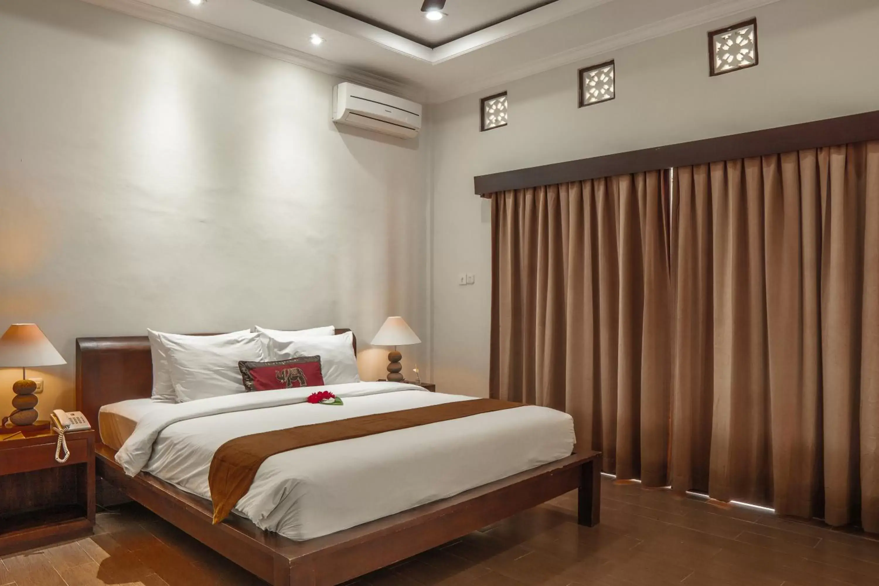 Bedroom, Bed in Artini Bisma Ubud Hotel