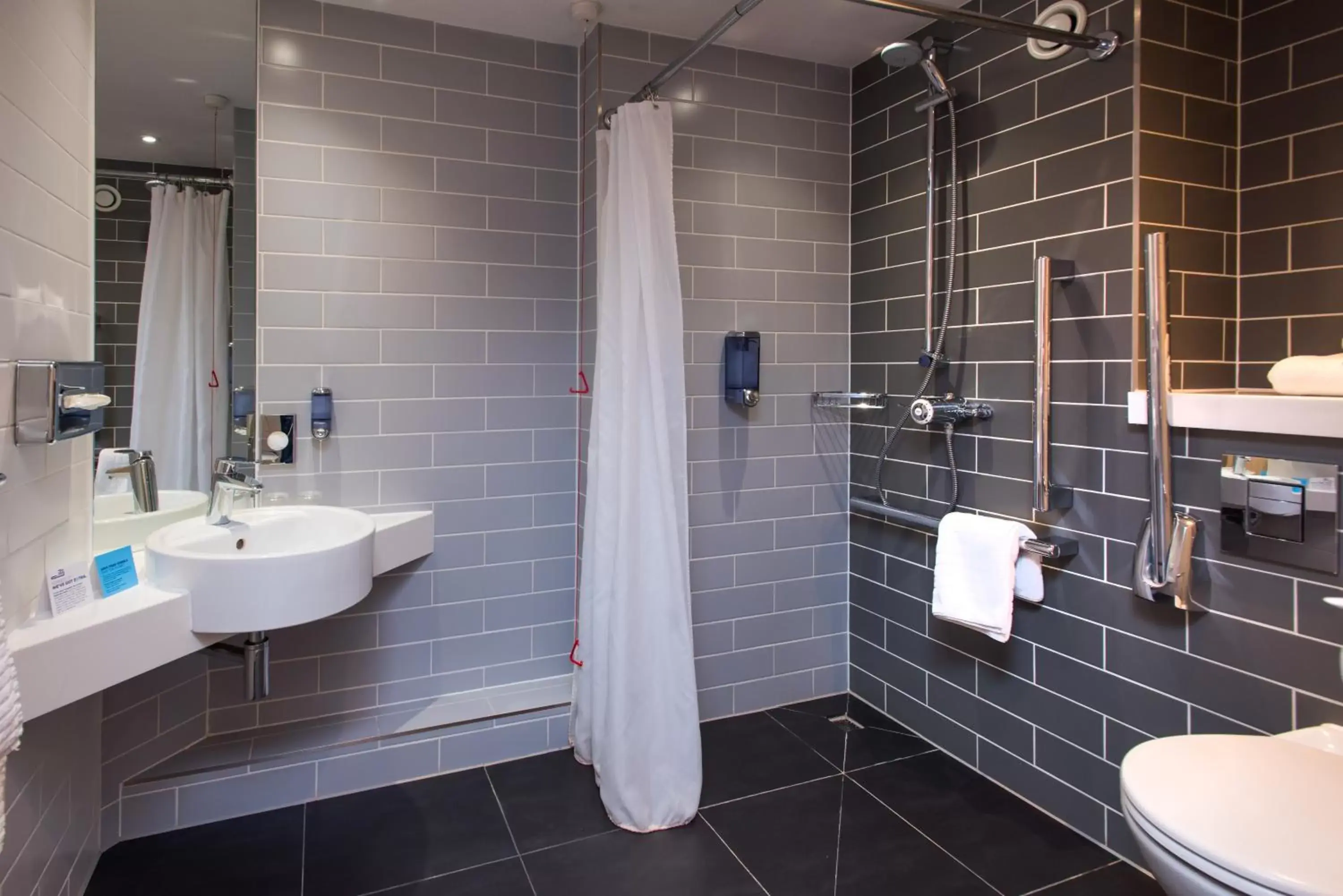Photo of the whole room, Bathroom in Holiday Inn Express Cardiff Bay, an IHG Hotel