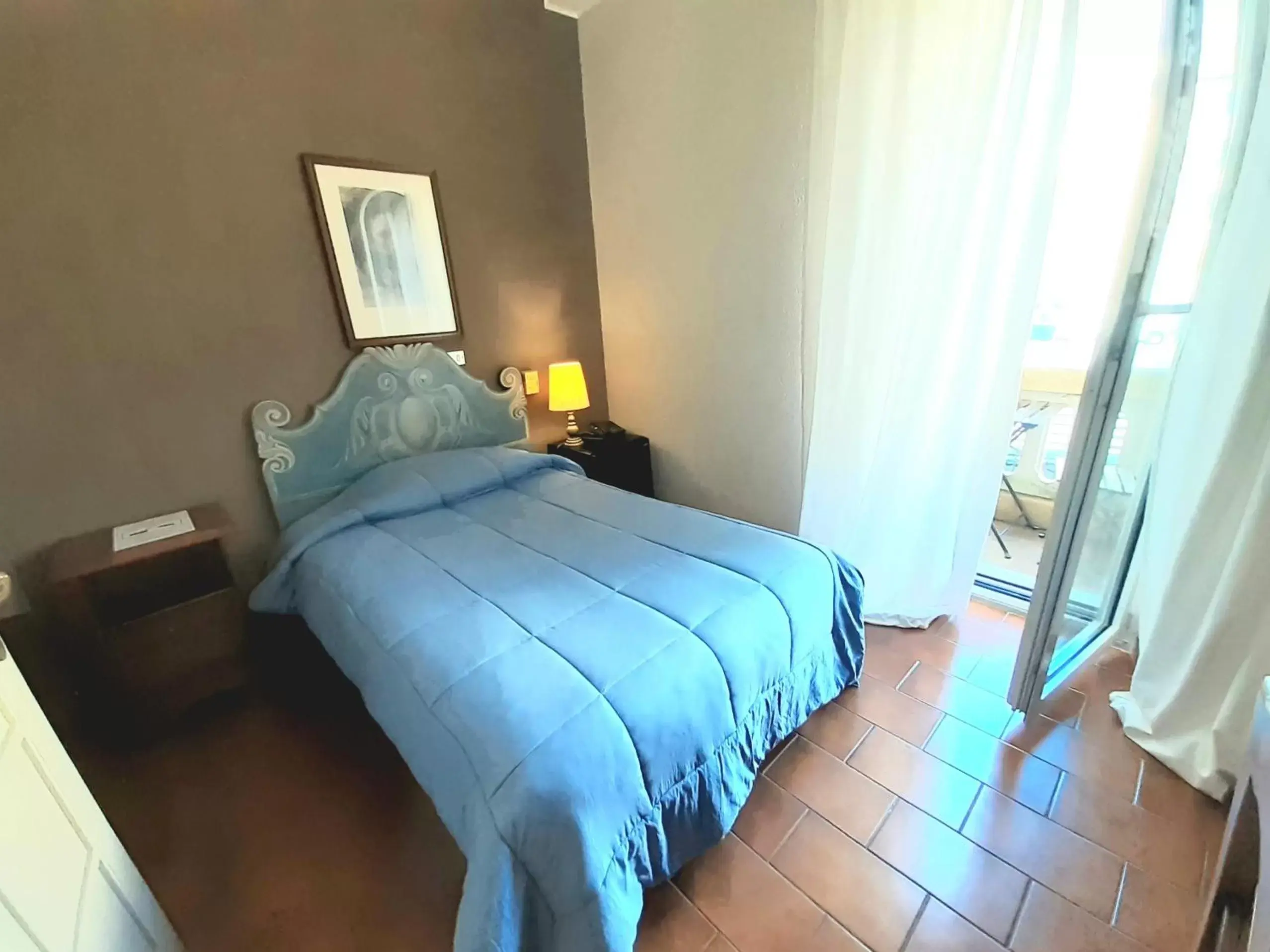 Bed in Hotel Castello Miramare