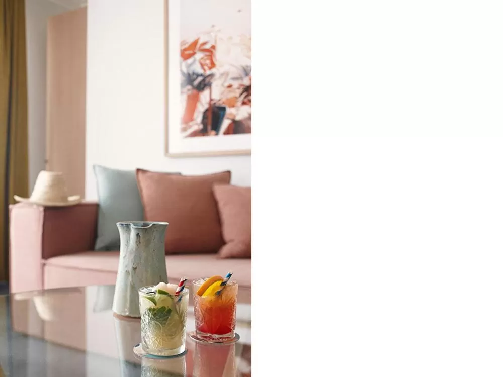 Alcoholic drinks in Hotel Ravesis