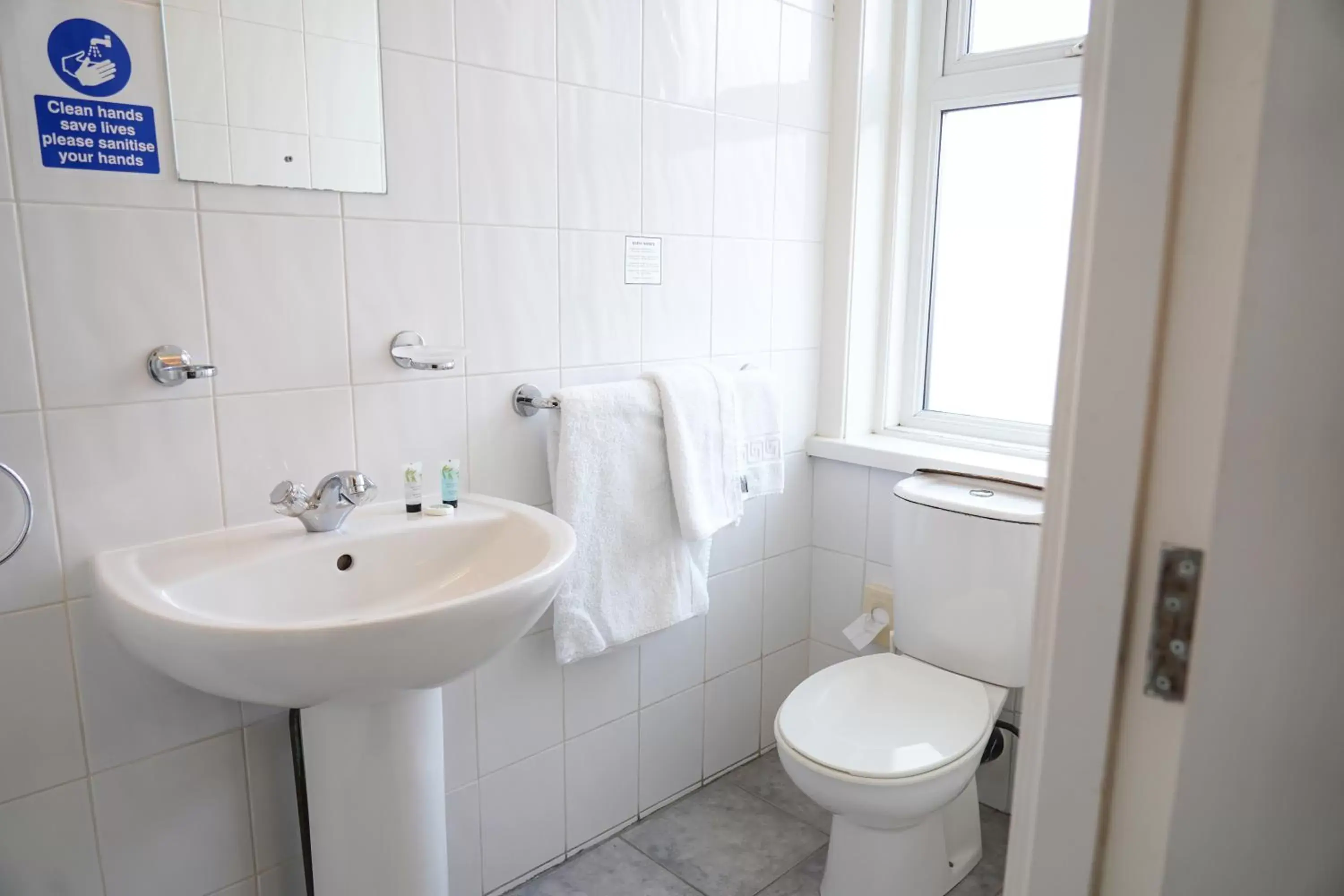 Bathroom in The Royal Hotel