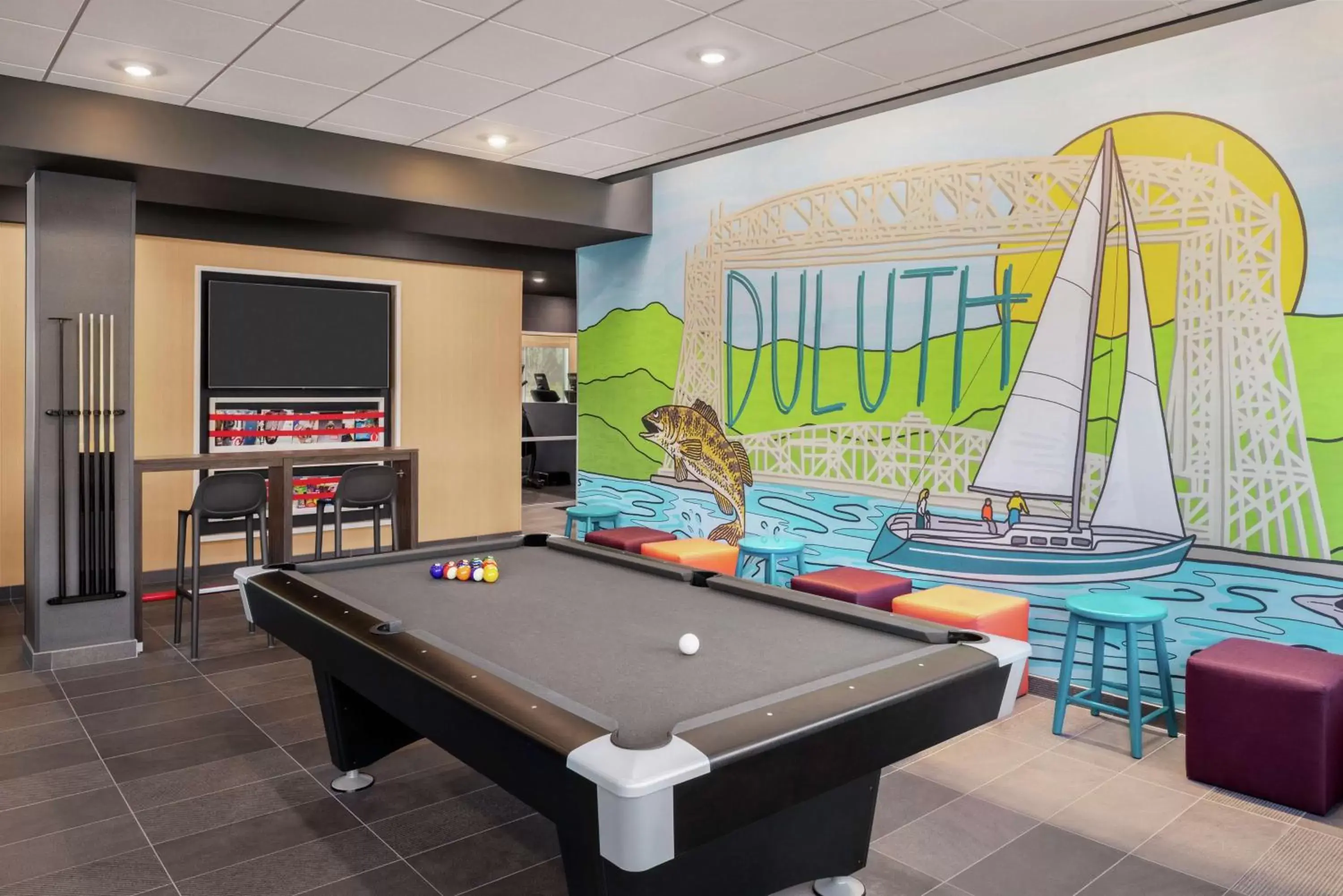Lobby or reception, Billiards in Tru By Hilton Duluth Mall Area
