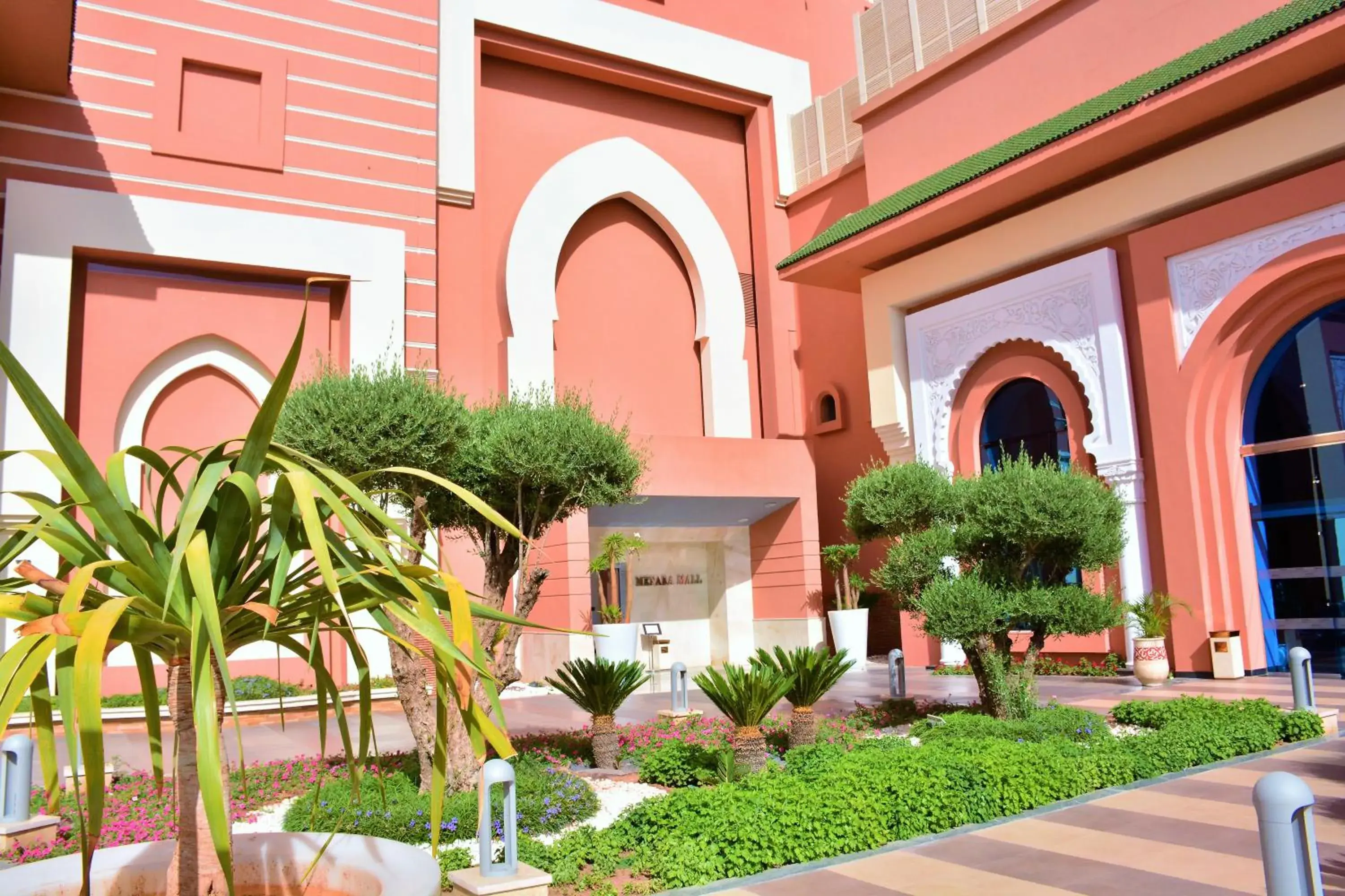 Facade/entrance, Property Building in Savoy Le Grand Hotel Marrakech