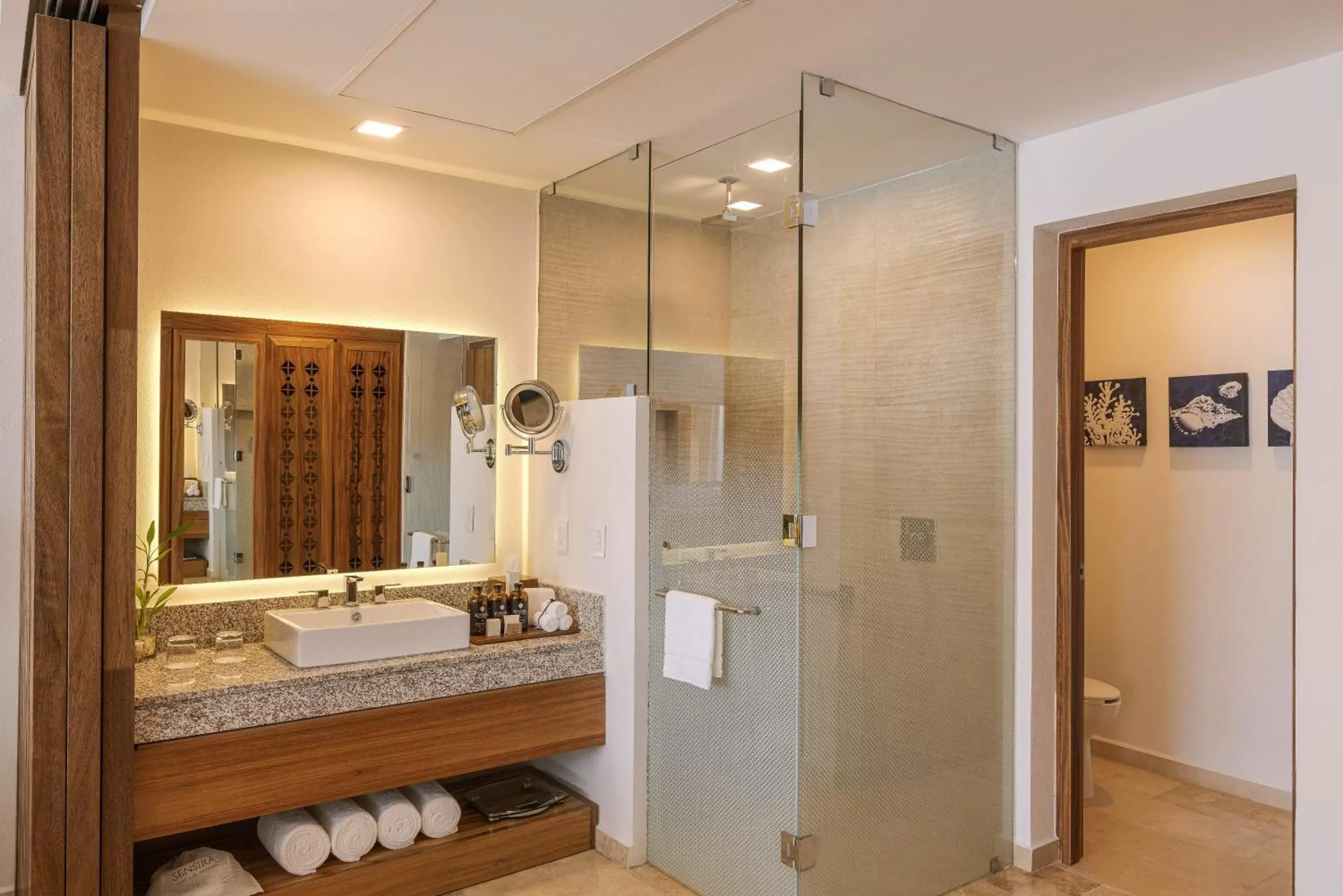 Bathroom in Sensira Resort & Spa Riviera Maya All Inclusive