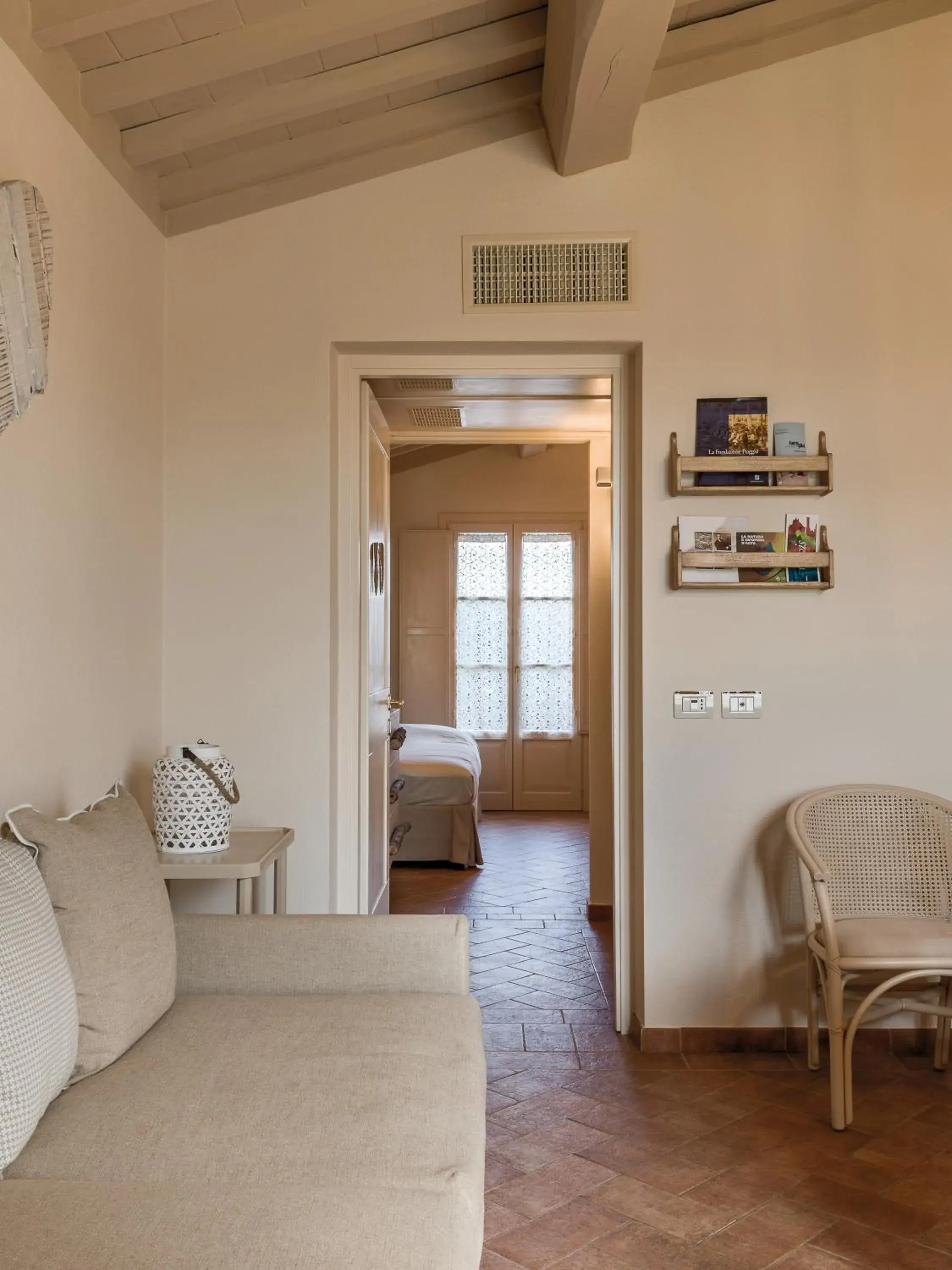 Photo of the whole room, Seating Area in Resort Casale Le Torri