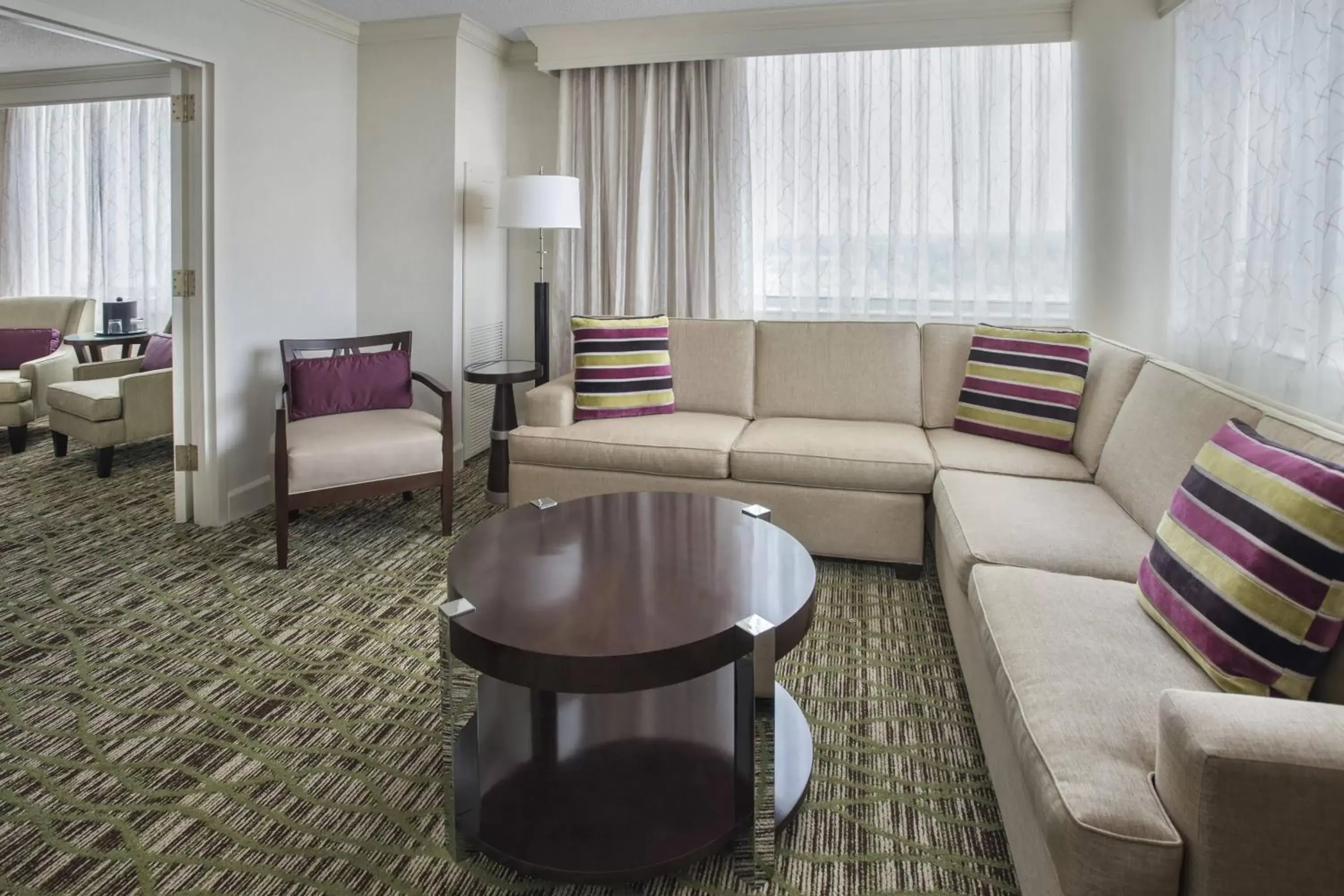Living room, Seating Area in Philadelphia Airport Marriott