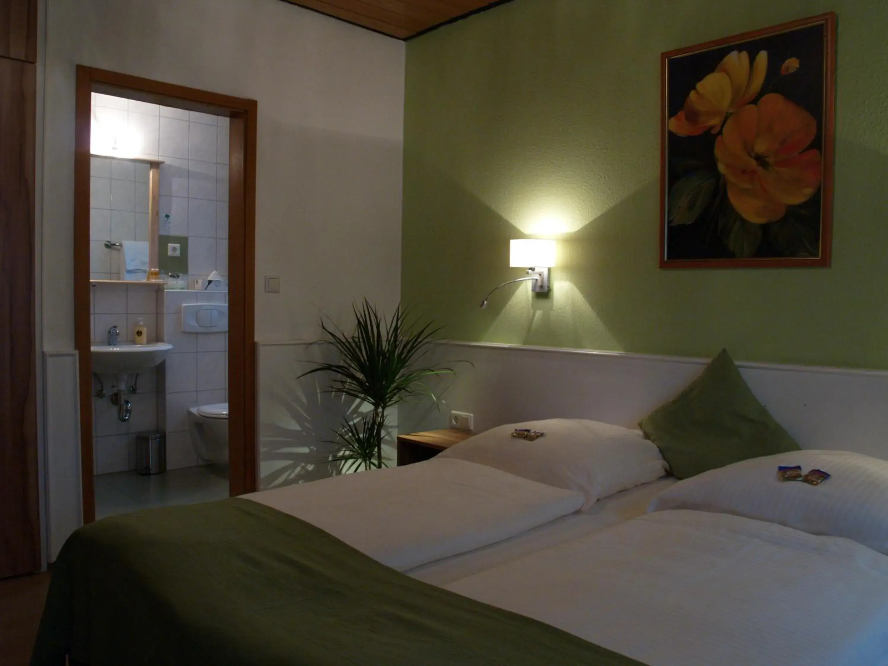 Bed in Hotel Smart-Inn