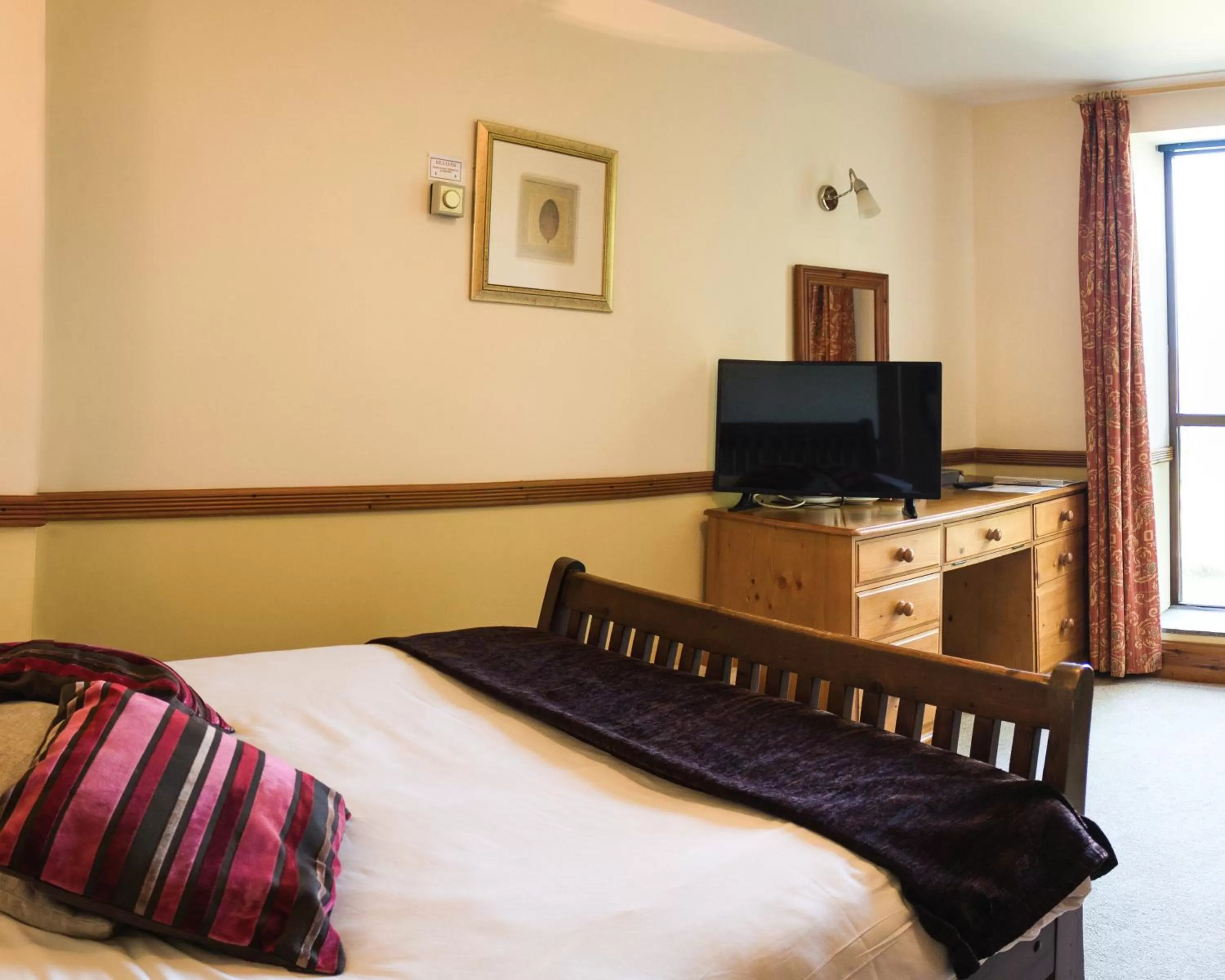 Bed in Fernhill Bed and Breakfast