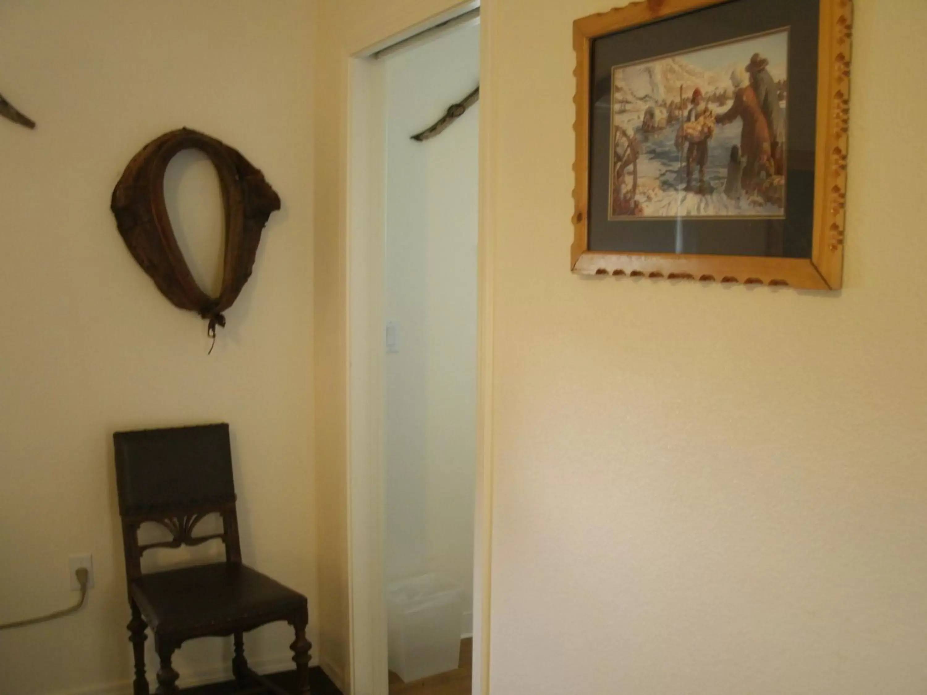 Pioneer Room With One Full & One Queen Bed, Shower in Virginia City Inn Pioneer Room With One Full & One Queen Bed, Shower in Virginia City Inn