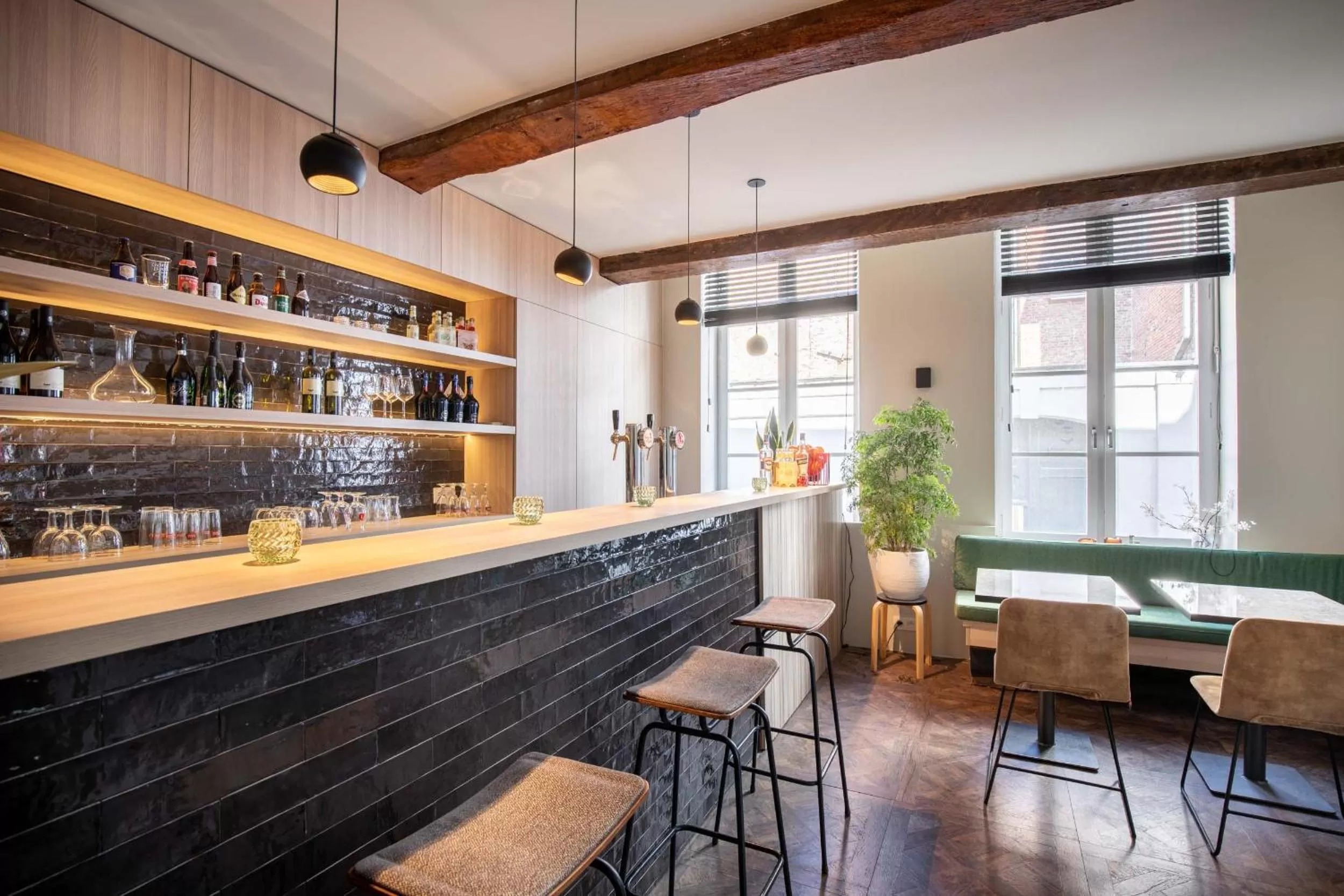 Lounge or bar in Hotel Augustyn Brugge