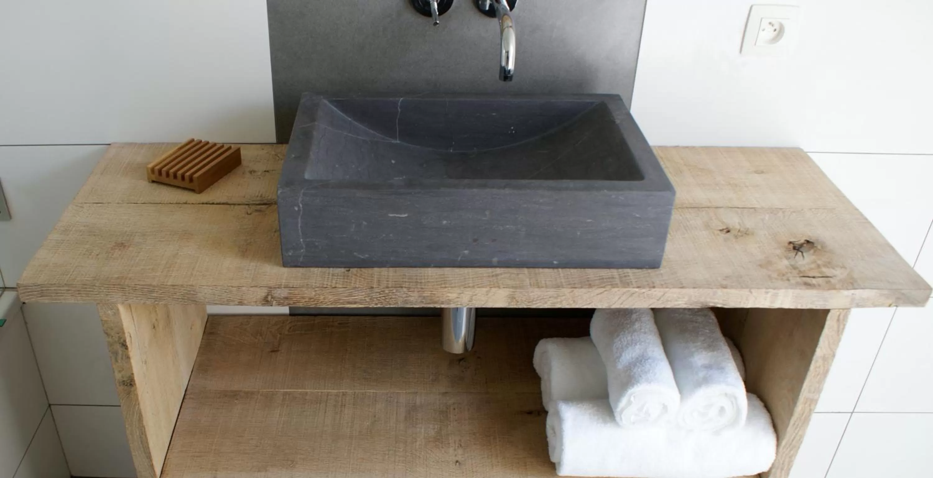 Decorative detail in B&B Silentium