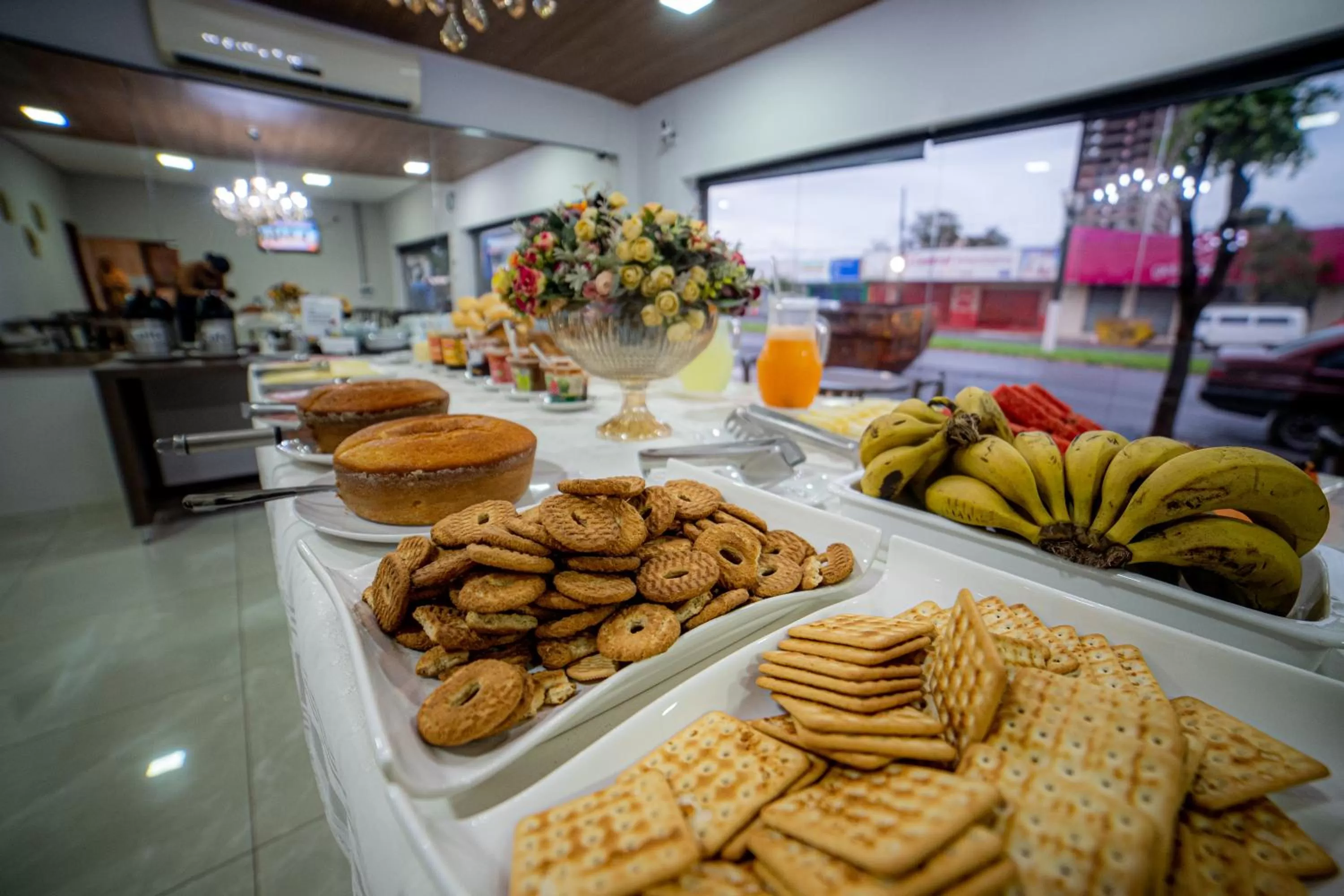 Food and drinks in Hotel Monte Carlo
