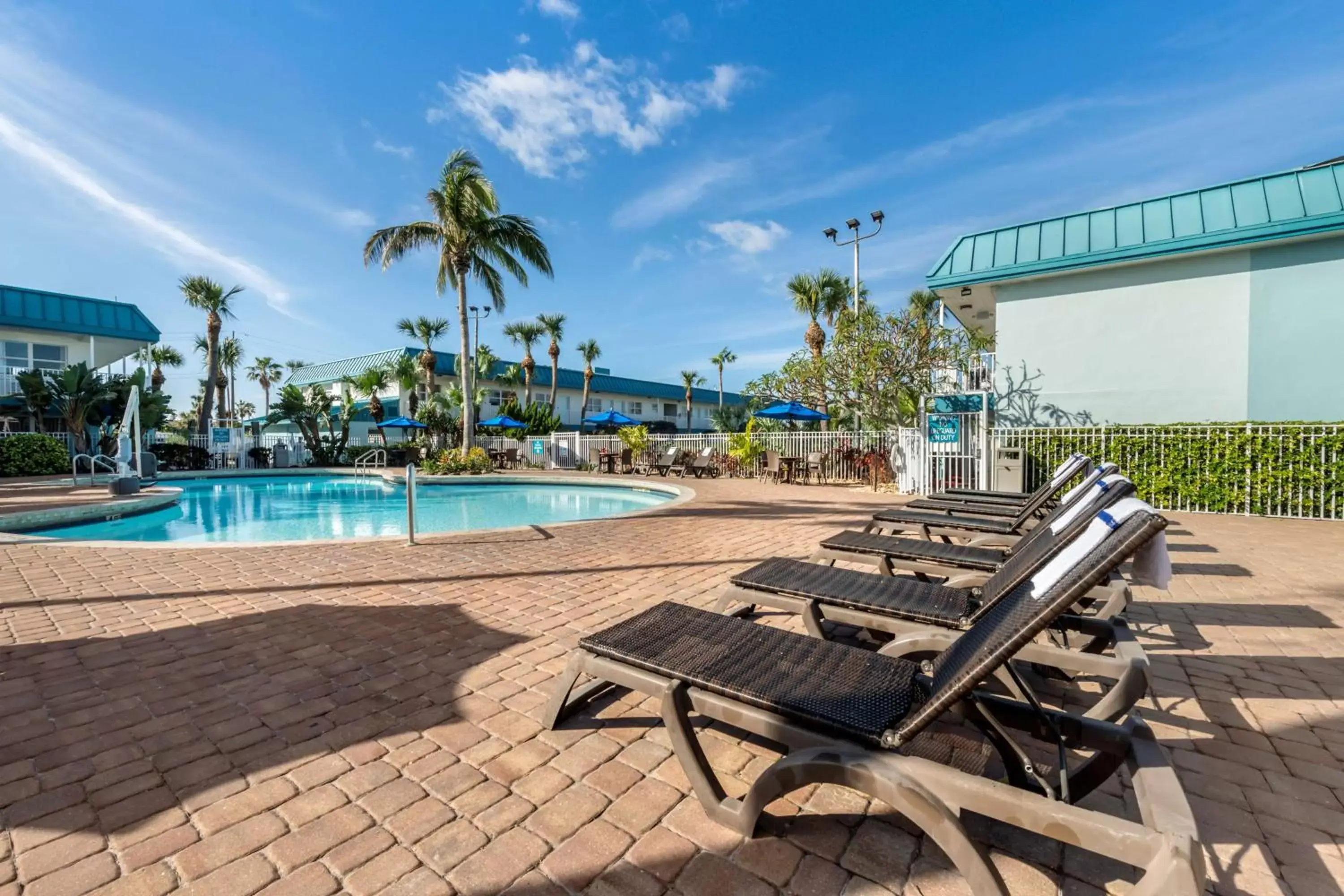Pool view, Swimming Pool in Best Western Cocoa Beach Hotel & Suites