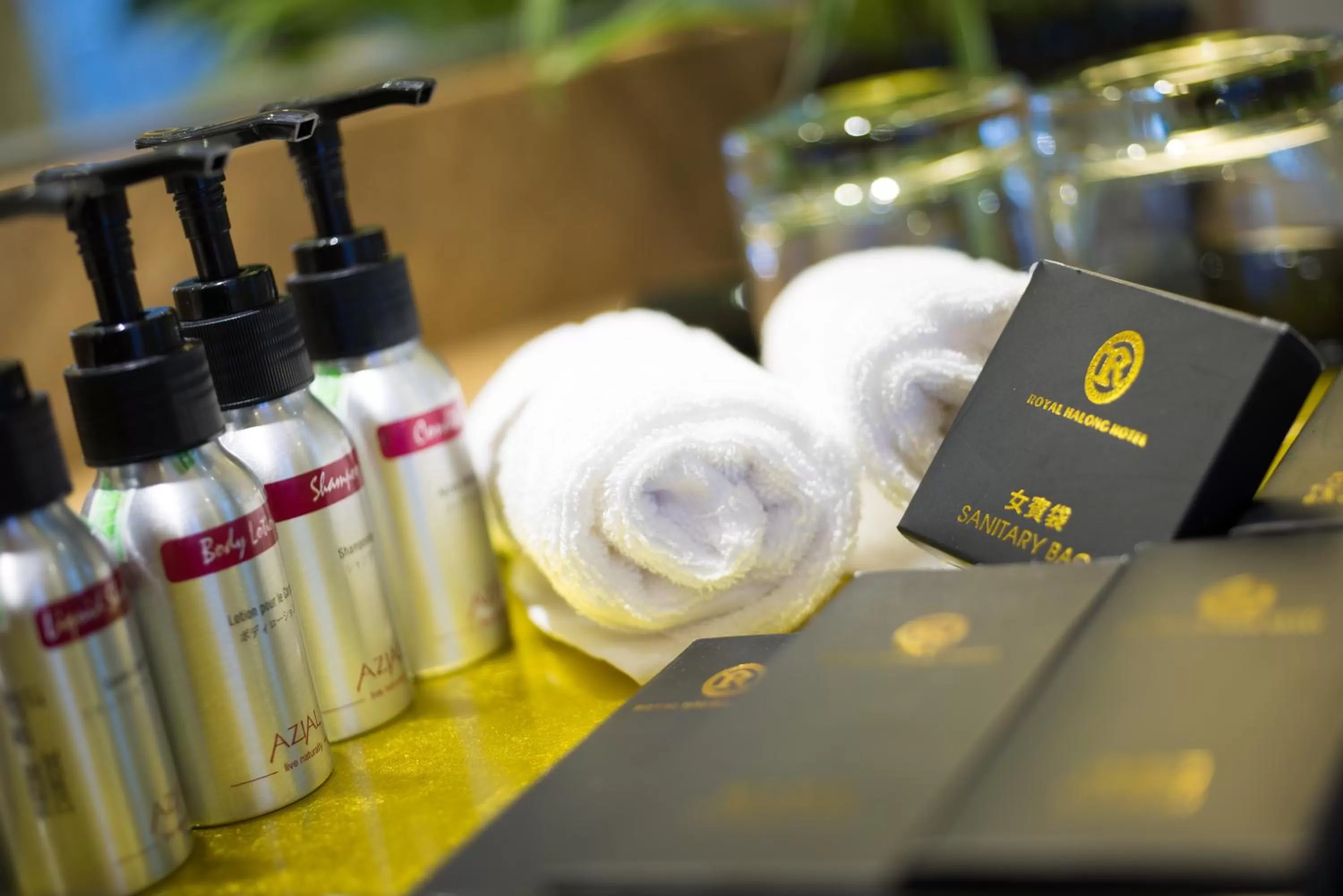 Shower in Royal Halong Hotel