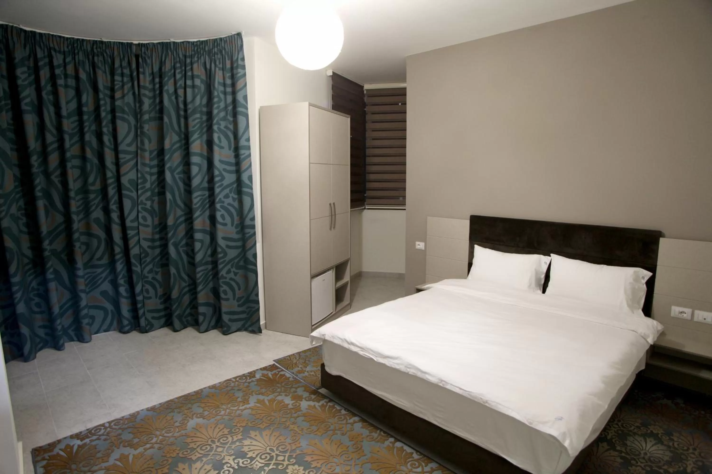 Bathroom in Fjortes Hotel