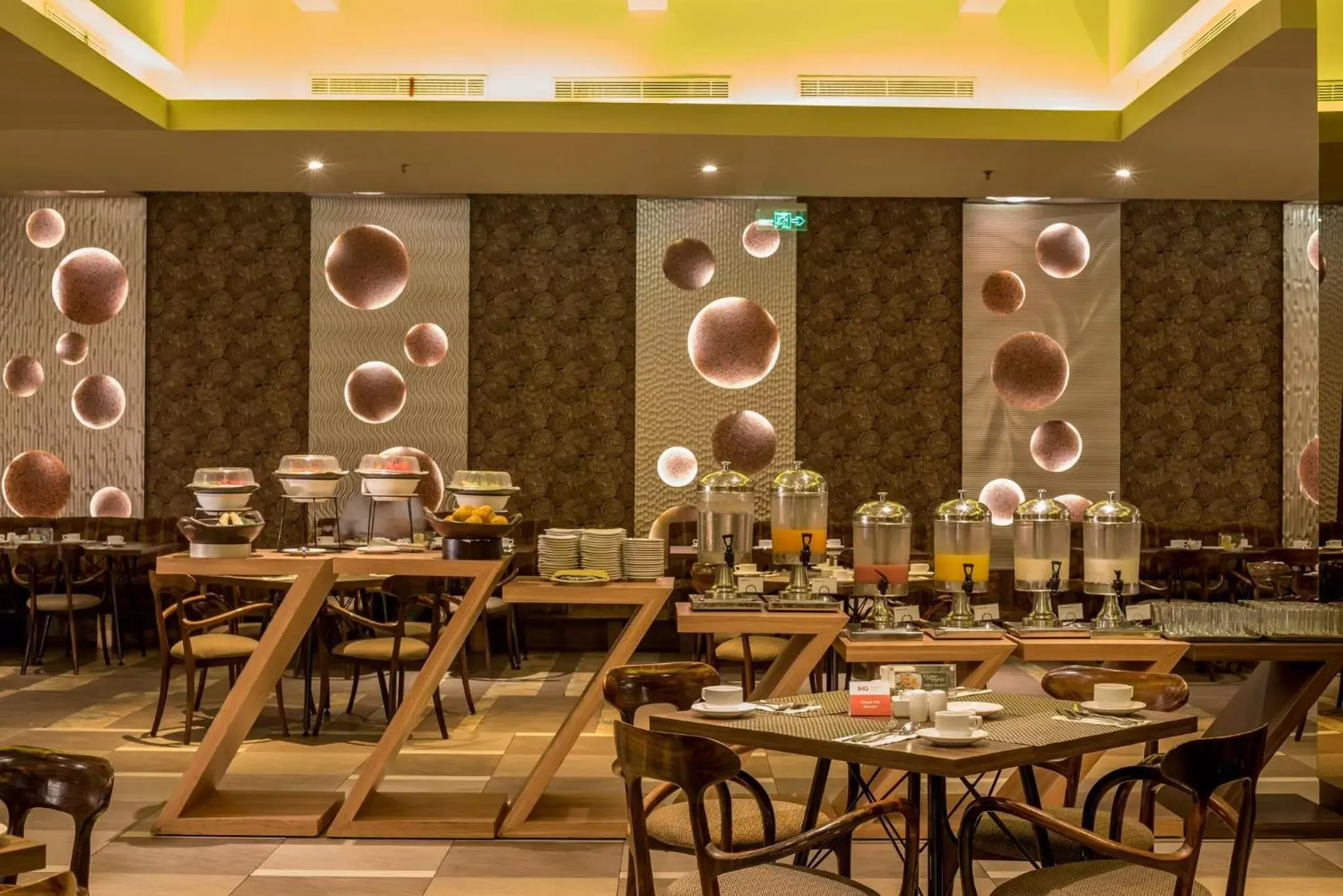 Photo of the whole room, Restaurant/Places to Eat in Holiday Inn Cikarang Jababeka, an IHG Hotel