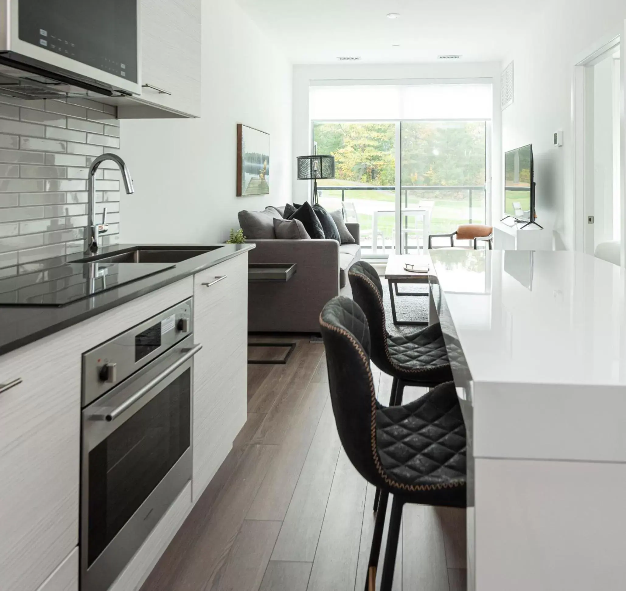 Kitchen or kitchenette, Kitchen/Kitchenette in Muskoka Bay Resort