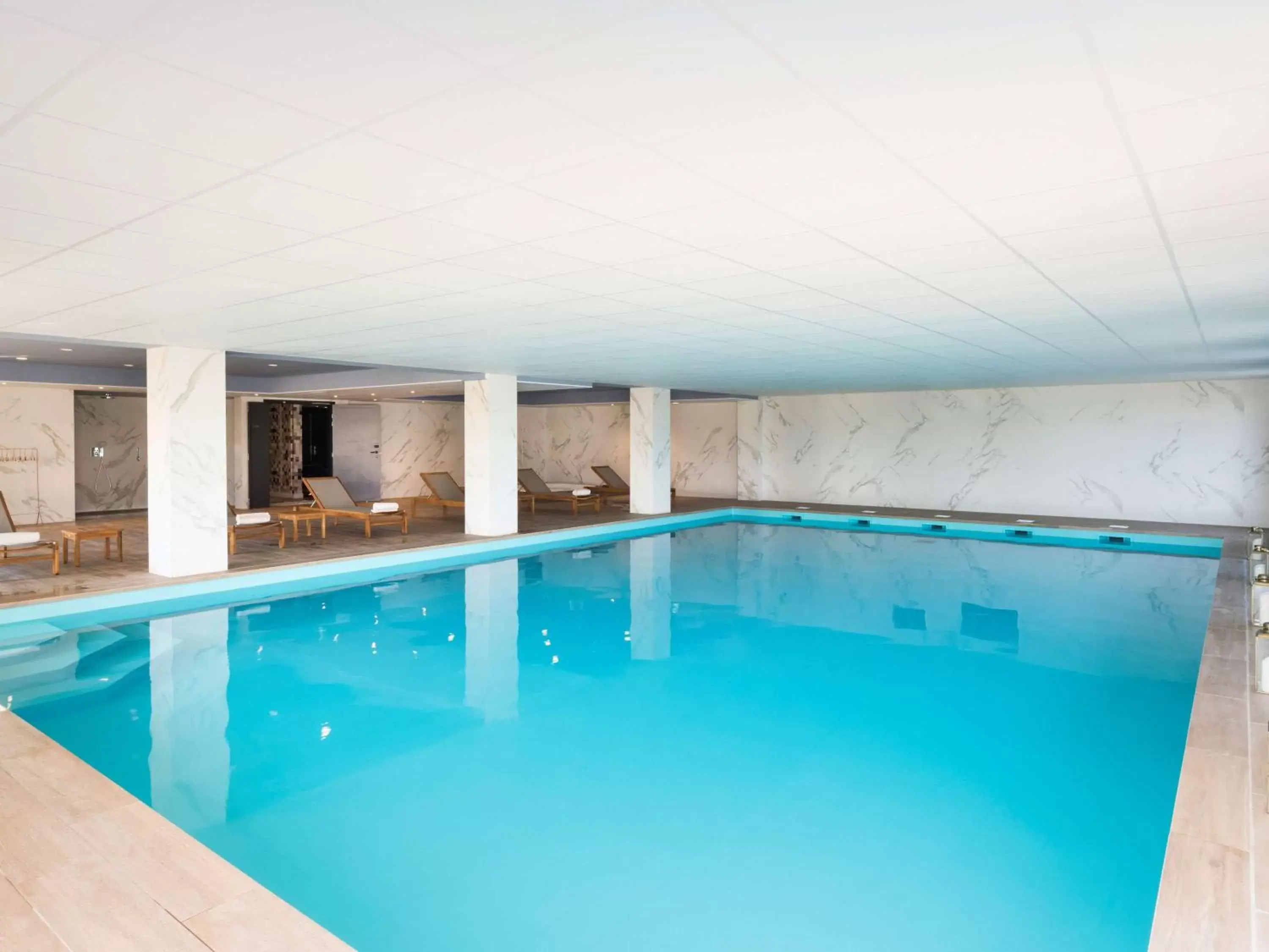 Activities, Swimming Pool in Mercure Hotel & Spa Bastia Biguglia