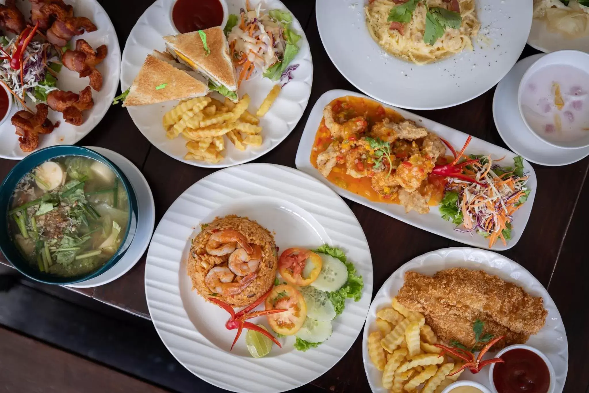 Food and drinks in Golden Jade Suvarnabhumi