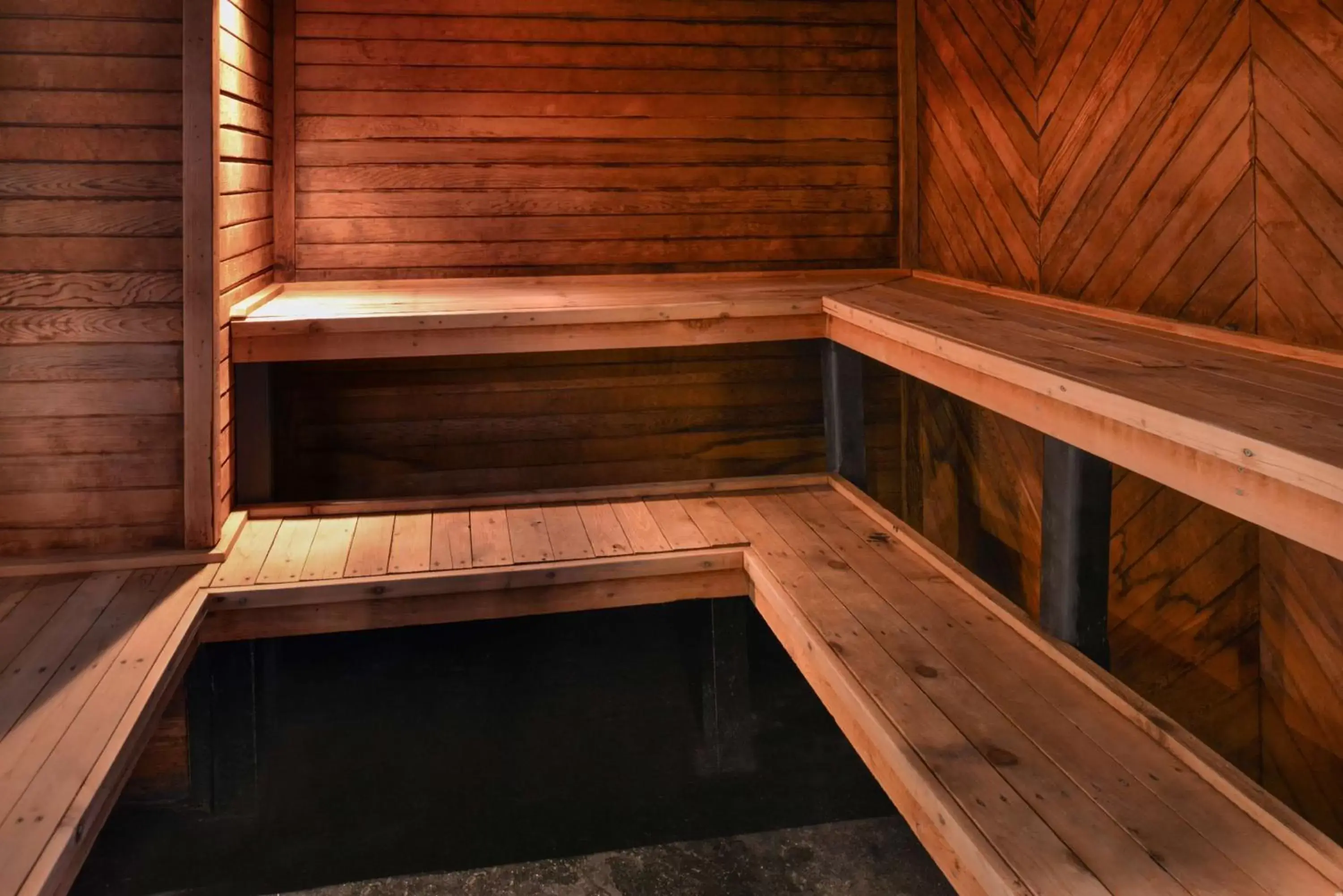 Sauna in Best Western Greenfield Inn
