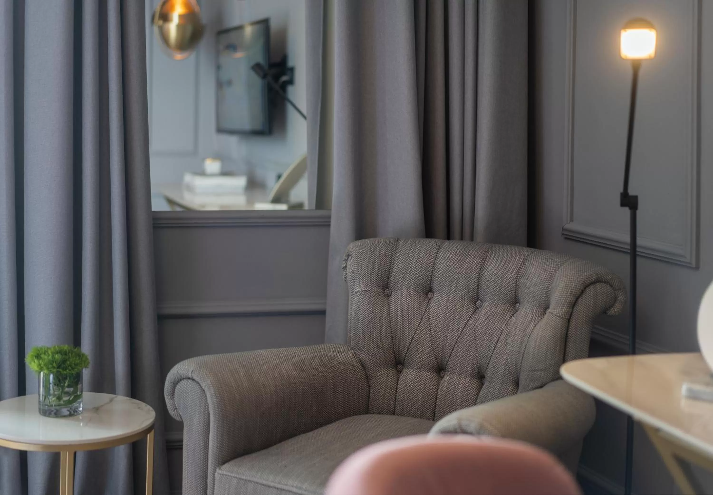 Seating area in Hotel Excelsior