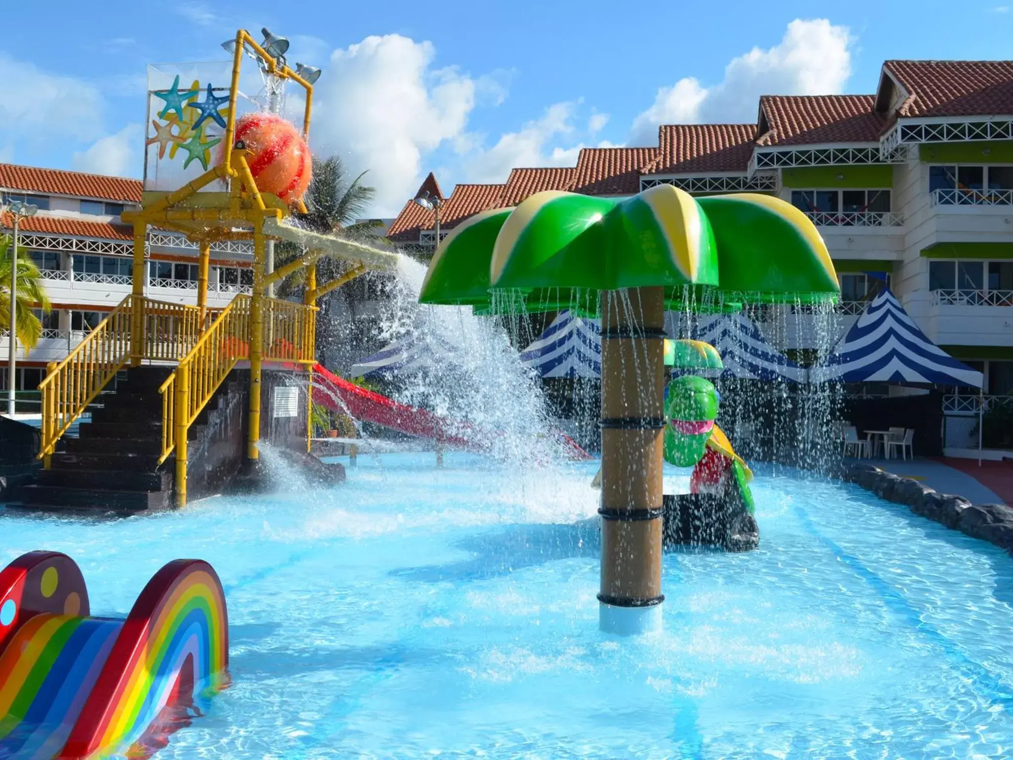 Aqua park, Water Park in Hotel Las Americas Casa de Playa